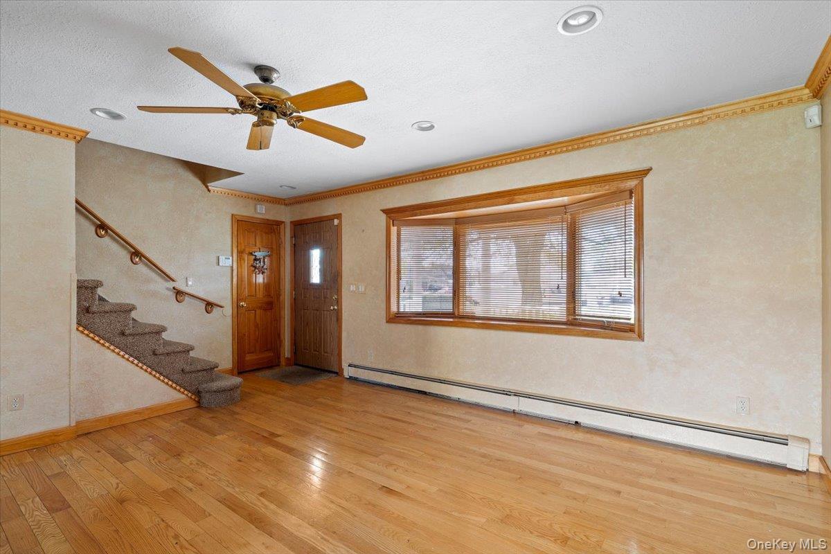 Single Family Louis  Nassau County, NY 11735, MLS-990141-7