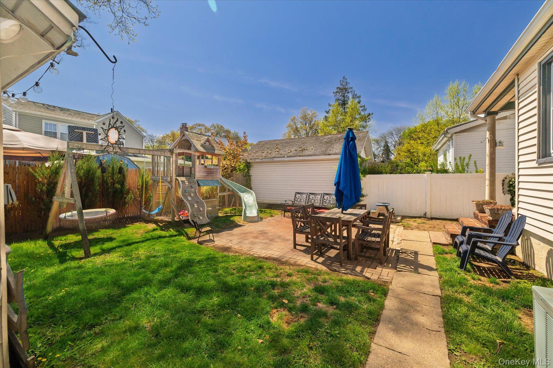 Single Family Nassau  Nassau County, NY 11565, MLS-990147-19