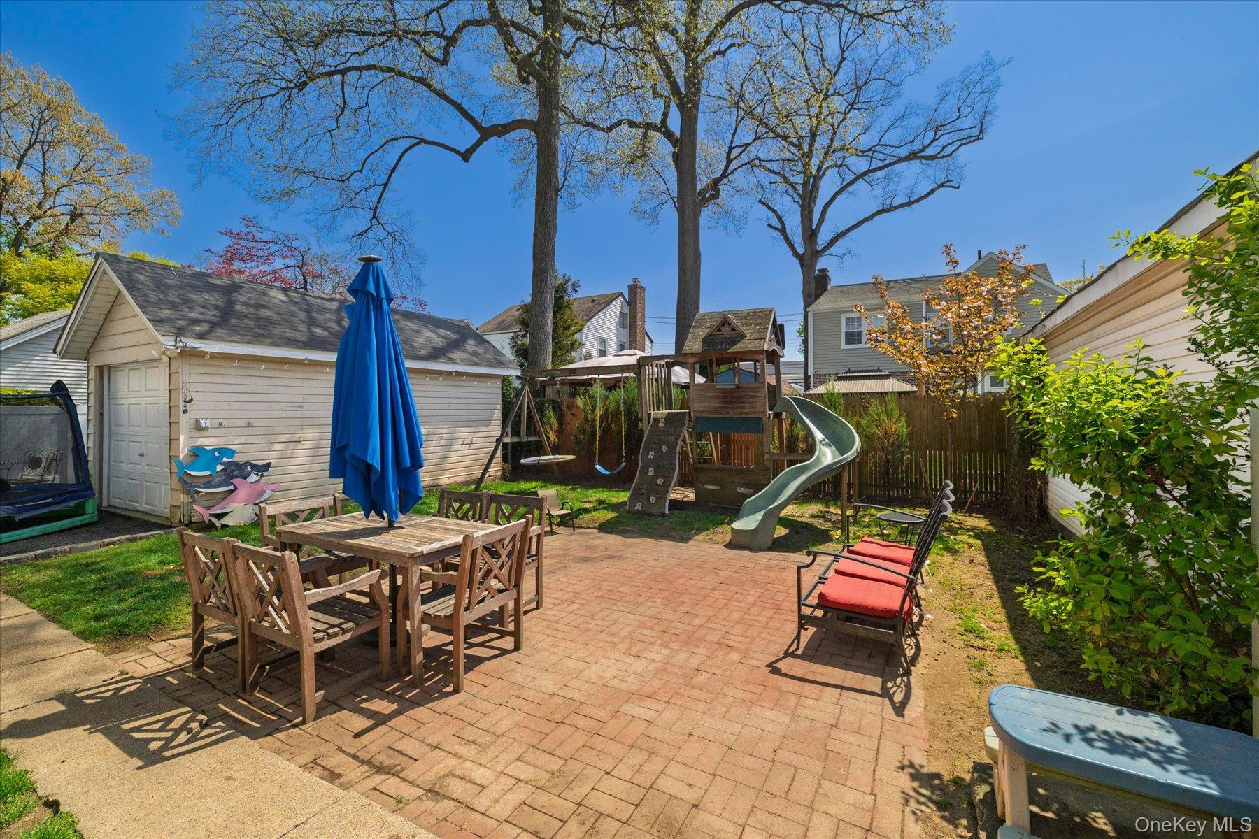 Single Family Nassau  Nassau County, NY 11565, MLS-990147-21