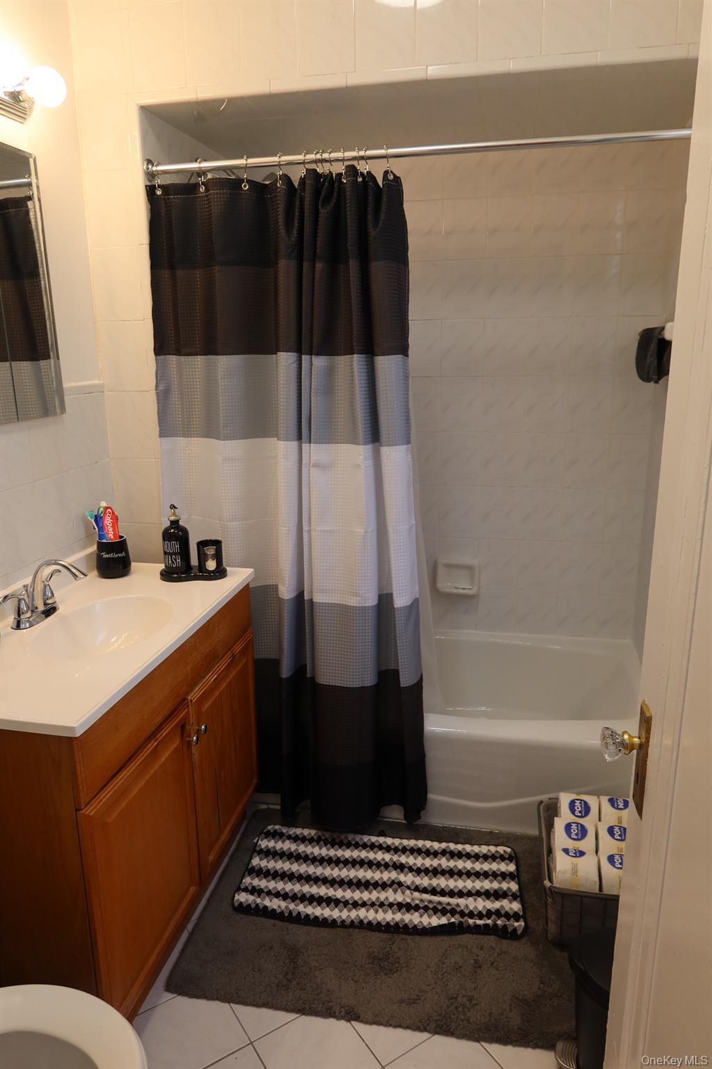 Single Family Adee  Bronx, NY 10467, MLS-990150-12