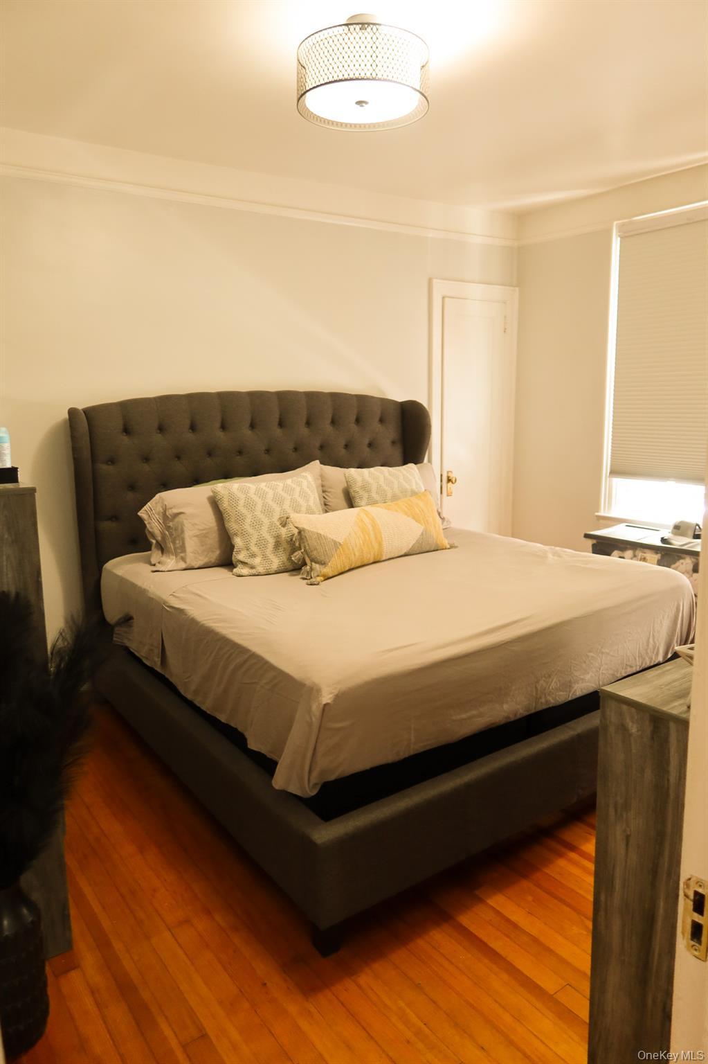 Single Family Adee  Bronx, NY 10467, MLS-990150-17