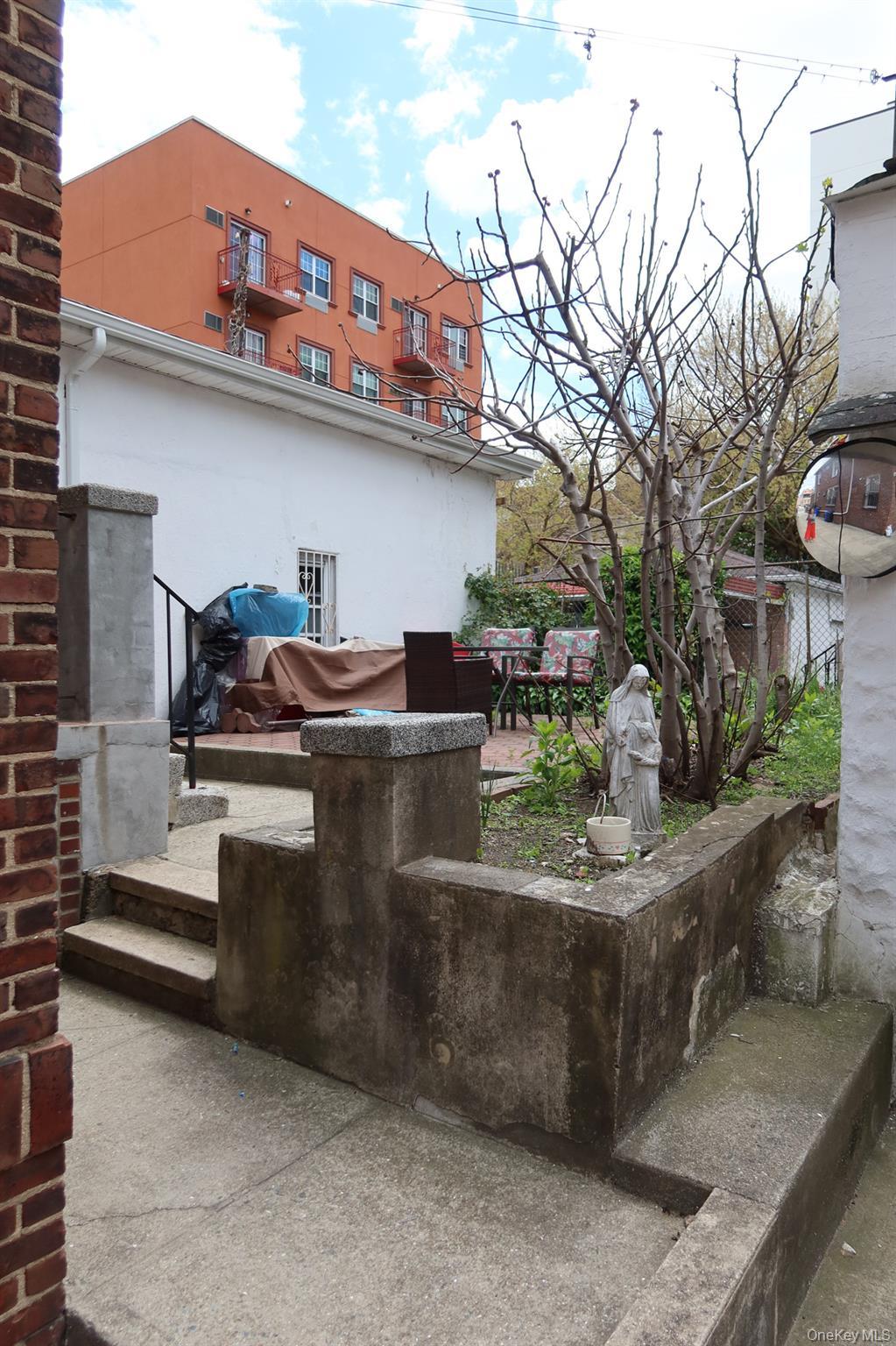 Single Family Adee  Bronx, NY 10467, MLS-990150-28