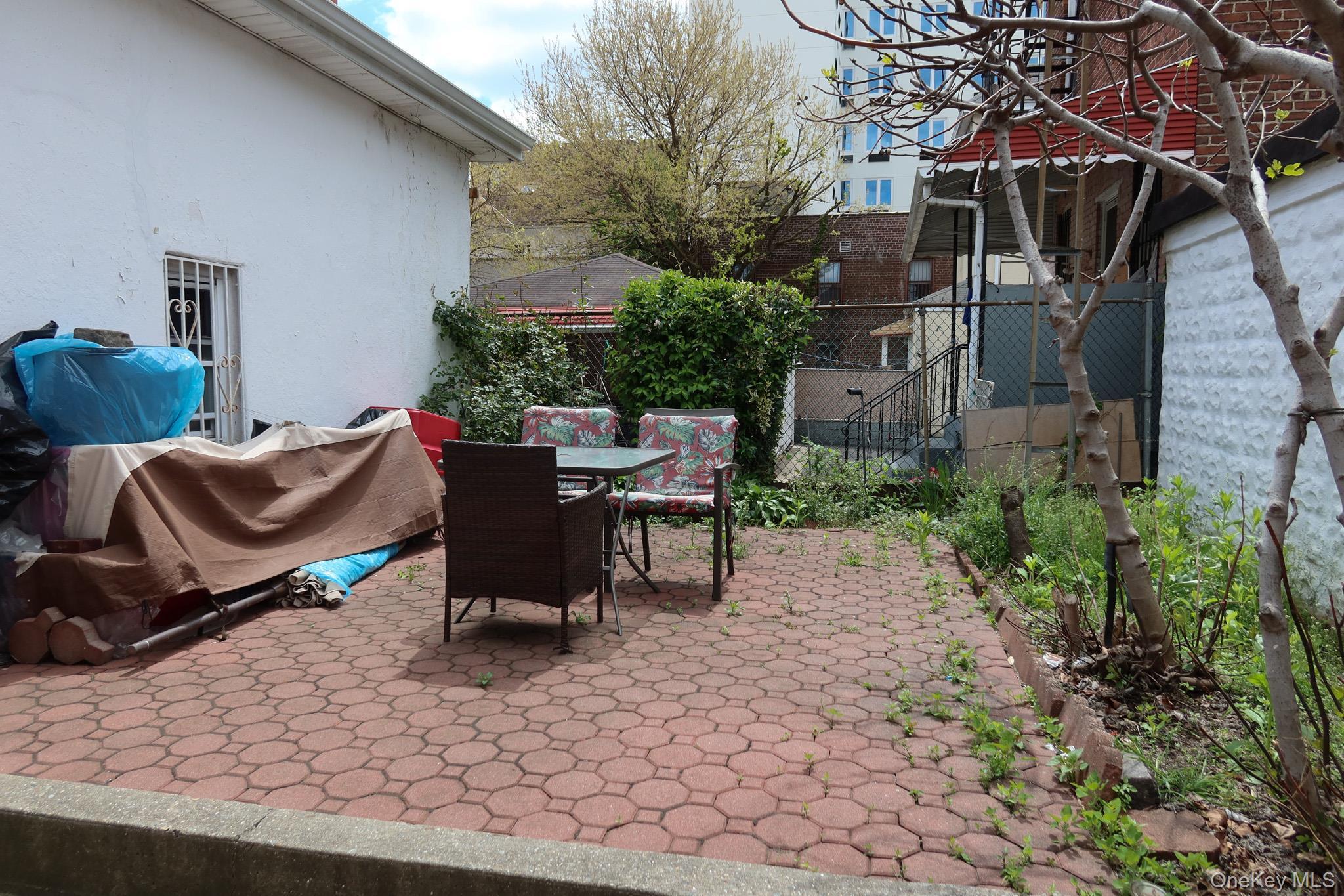 Single Family Adee  Bronx, NY 10467, MLS-990150-30
