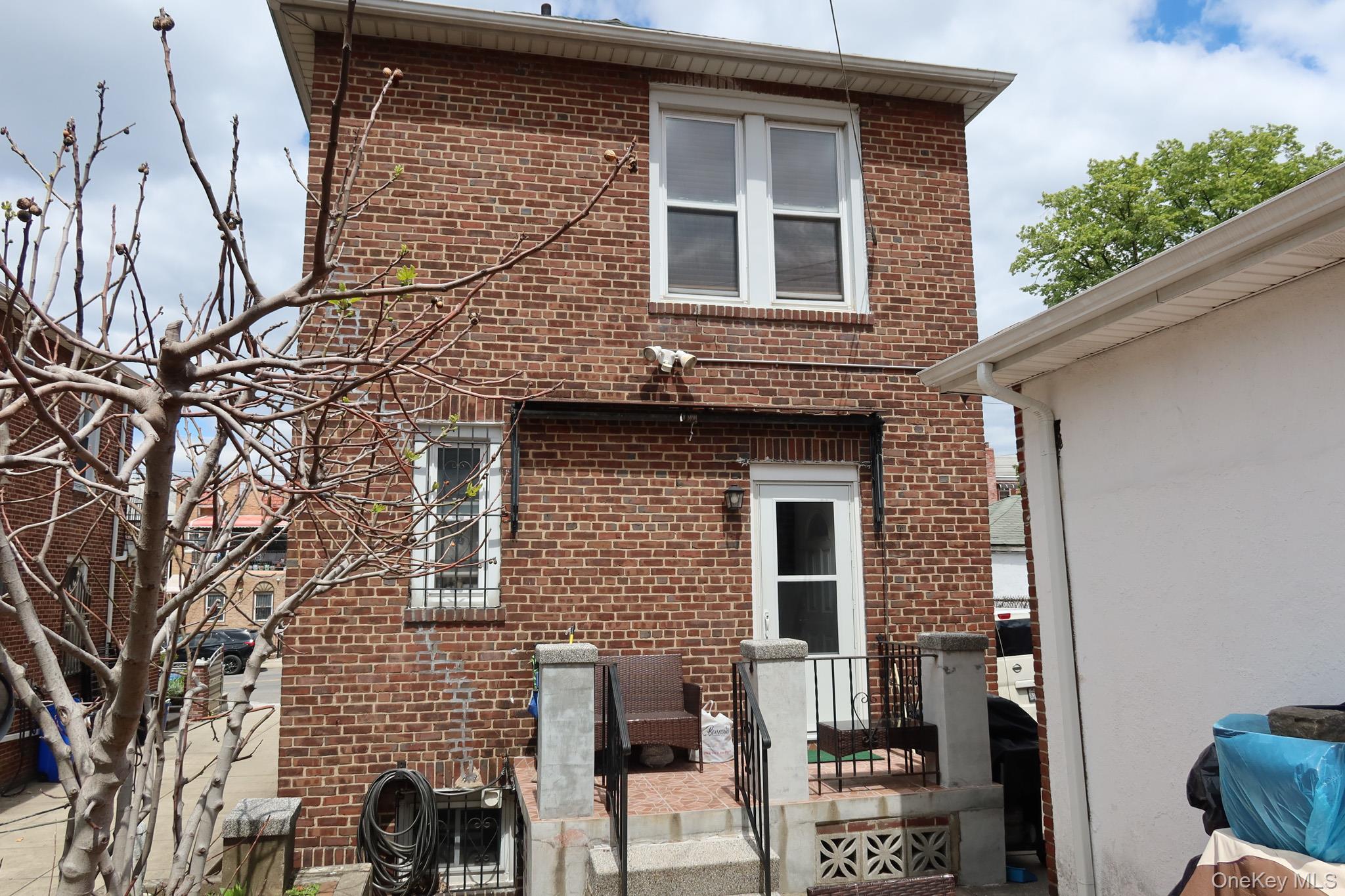Single Family Adee  Bronx, NY 10467, MLS-990150-32