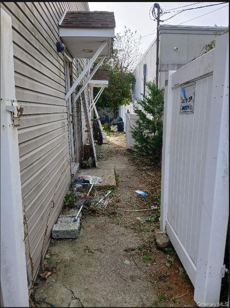 Single Family Max  Nassau County, NY 11801, MLS-990167-3