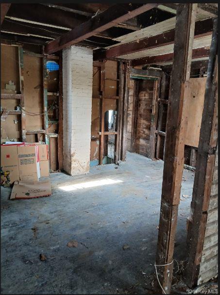 Single Family Max  Nassau County, NY 11801, MLS-990167-5