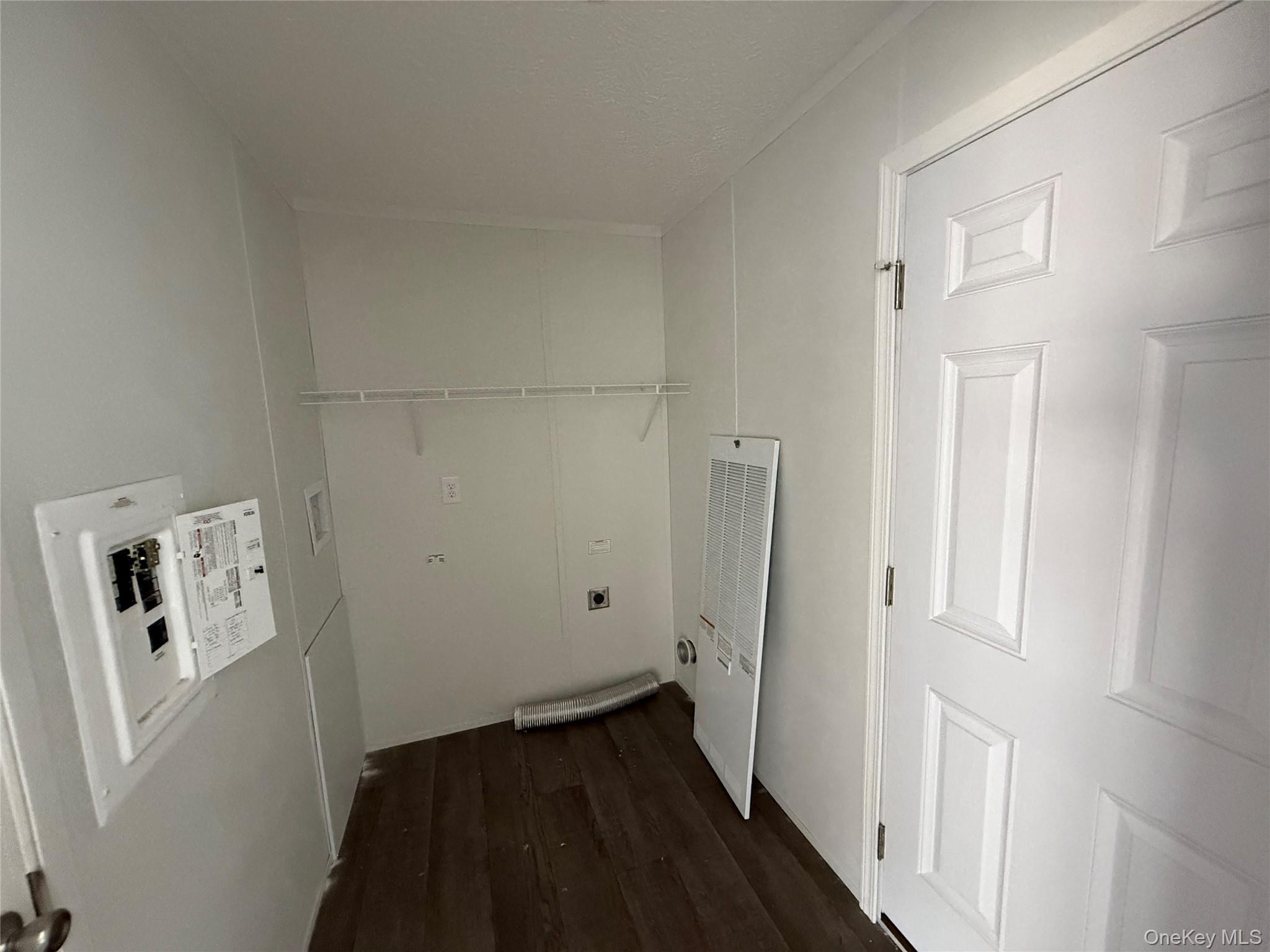 Single Family Shore  Sullivan County, NY 12722, MLS-990175-8