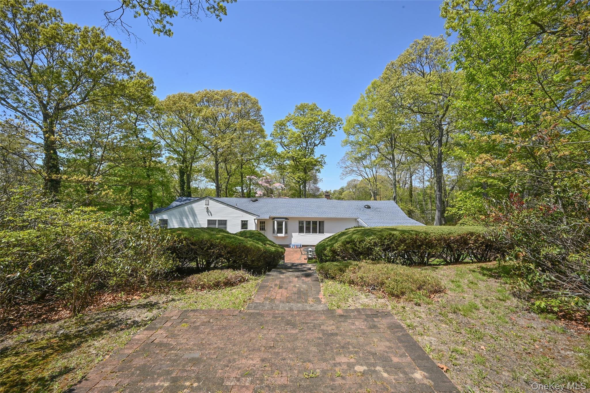 Single Family Roundabout  Suffolk County, NY 11787, MLS-990199-23