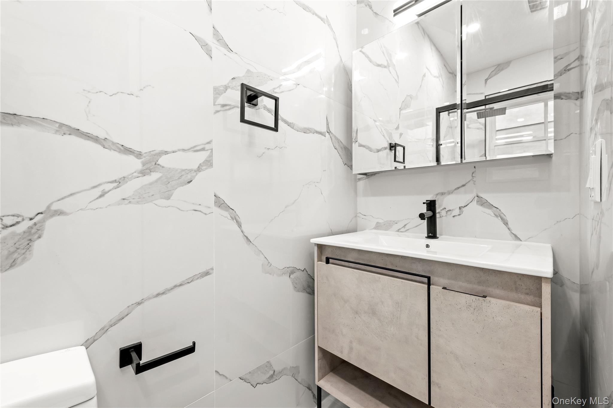 Single Family Watkins  Brooklyn, NY 11212, MLS-990208-21