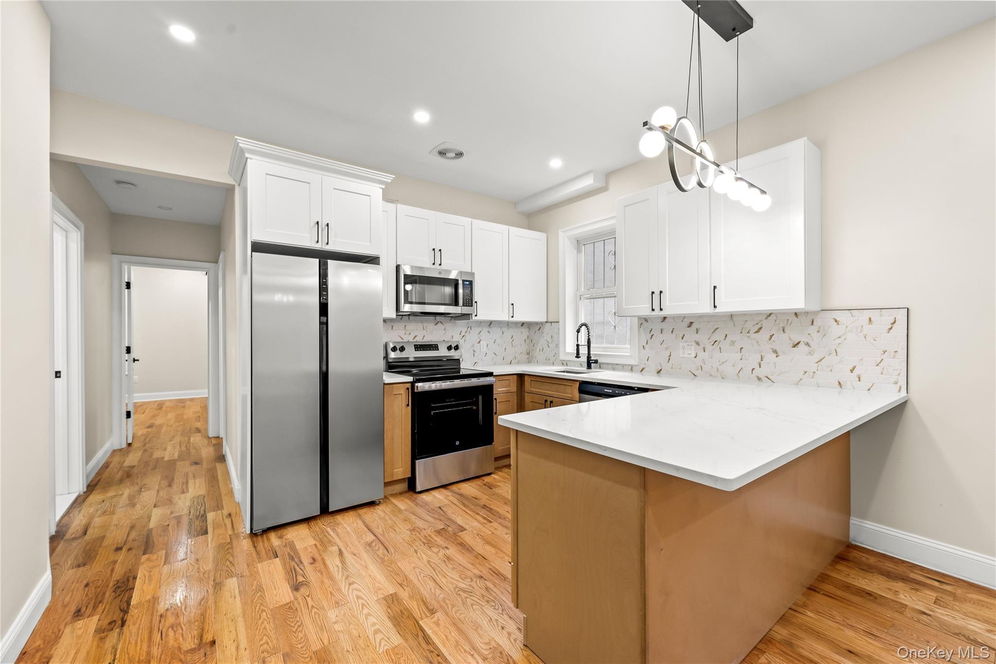 Single Family Watkins  Brooklyn, NY 11212, MLS-990208-24