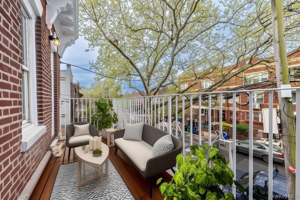 Single Family Watkins  Brooklyn, NY 11212, MLS-990208-4
