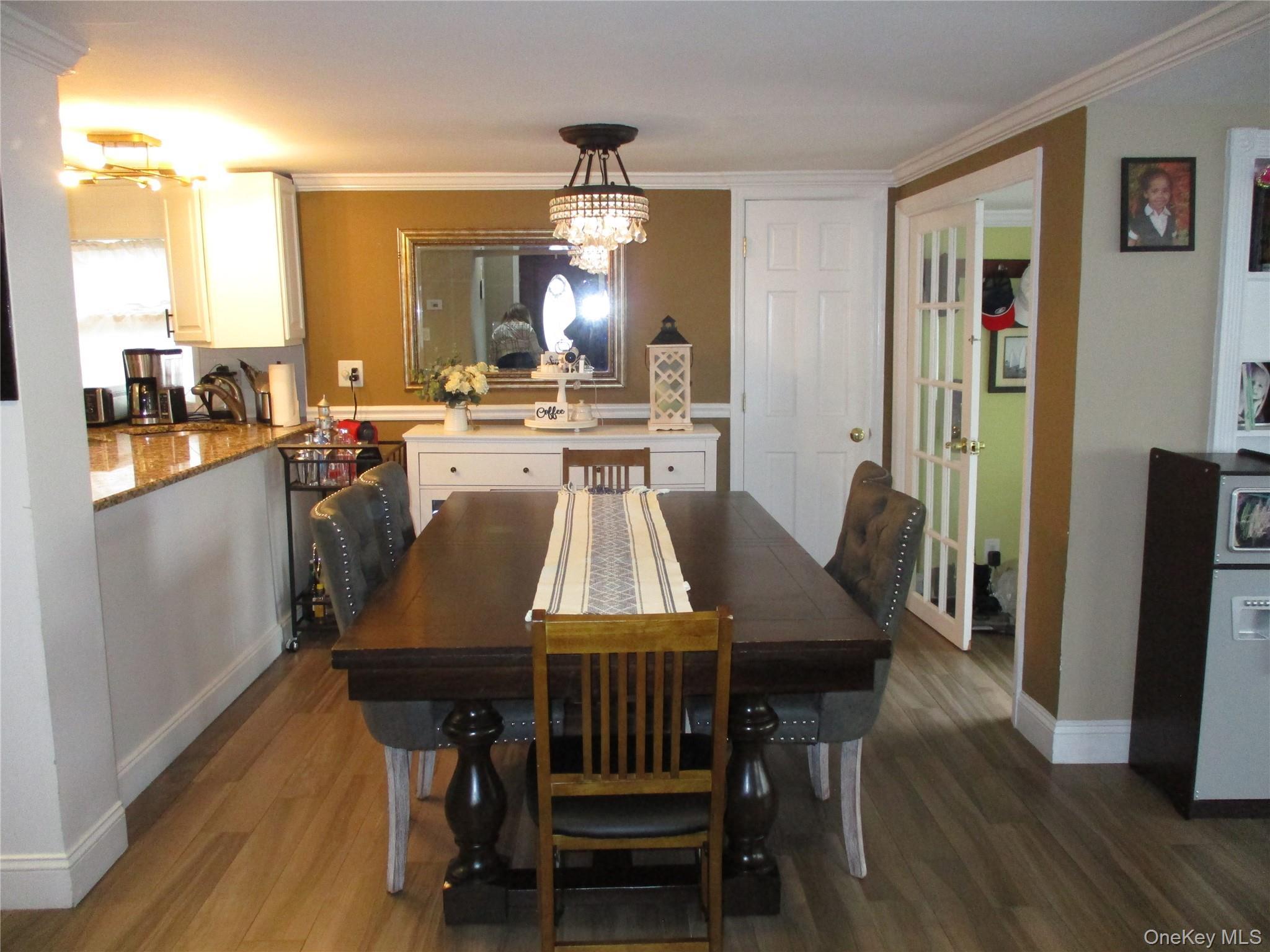 Single Family Kopf  Nassau County, NY 11710, MLS-990214-10