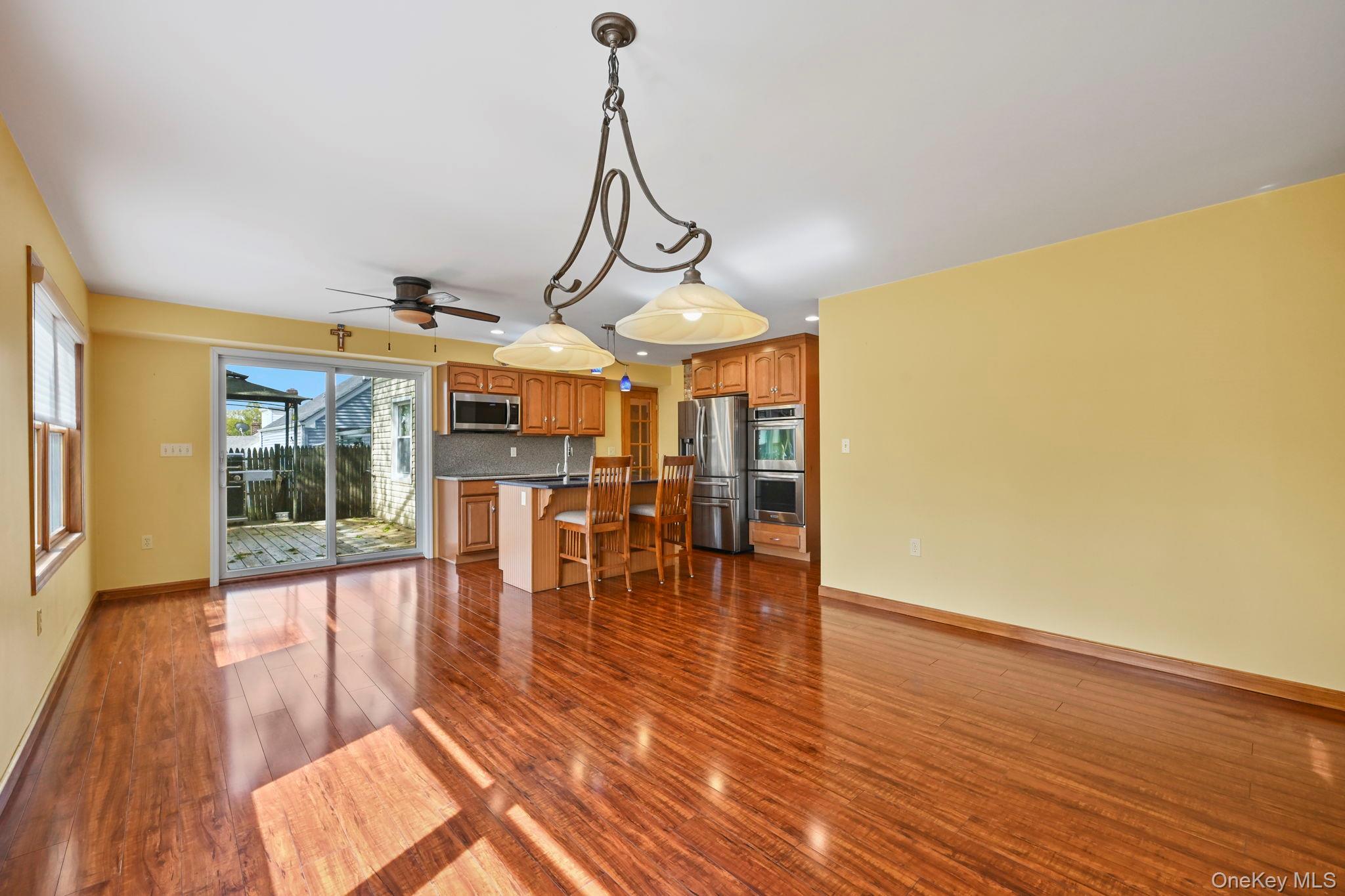 Single Family Croydon  Westchester County, NY 10710, MLS-990221-13