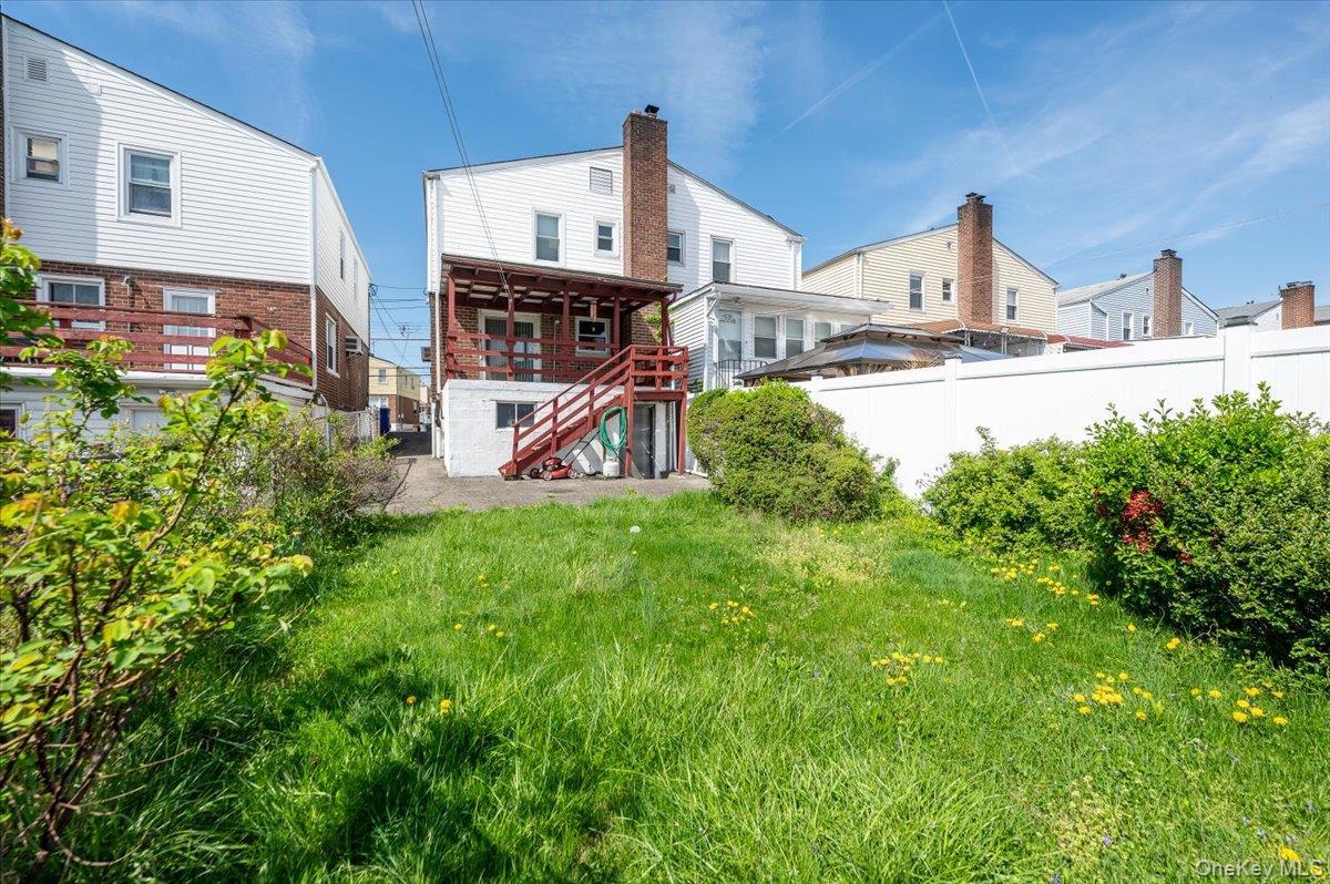 Single Family Pennyfield  Bronx, NY 10465, MLS-990234-21