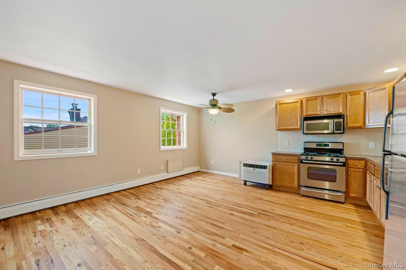 Single Family Juniper Valley Road  Queens, NY 11379, MLS-990256-33
