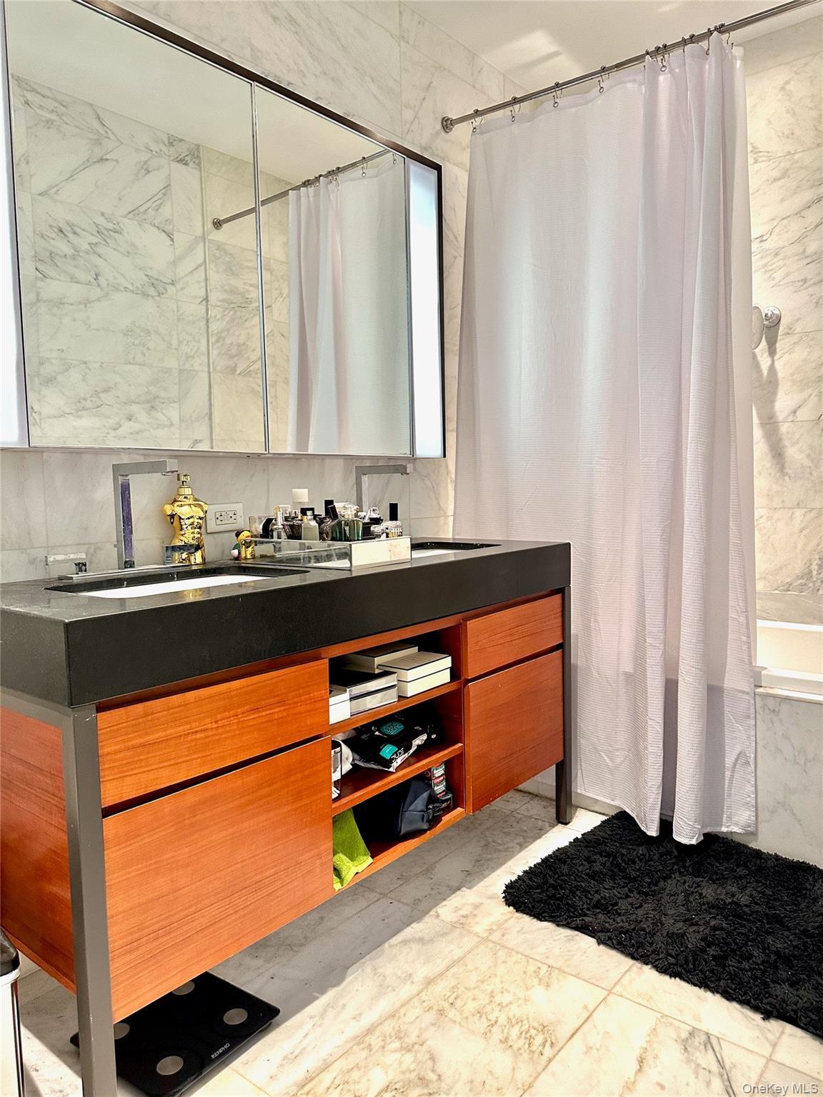 Condo Wall  Manhattan, NY 10005, MLS-990299-6