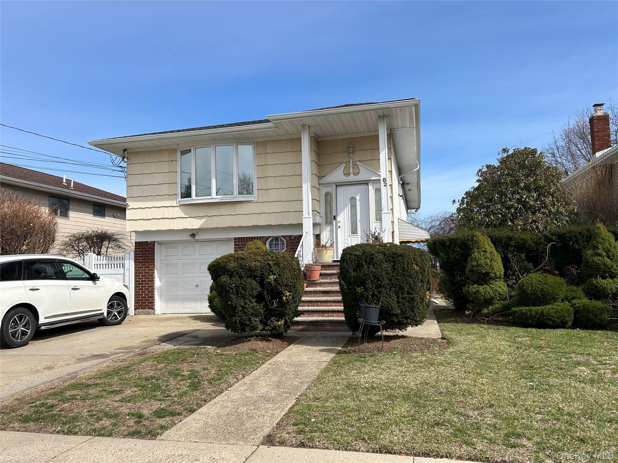 Single Family Bedford Road  Nassau County, NY 11550, MLS-990342-4