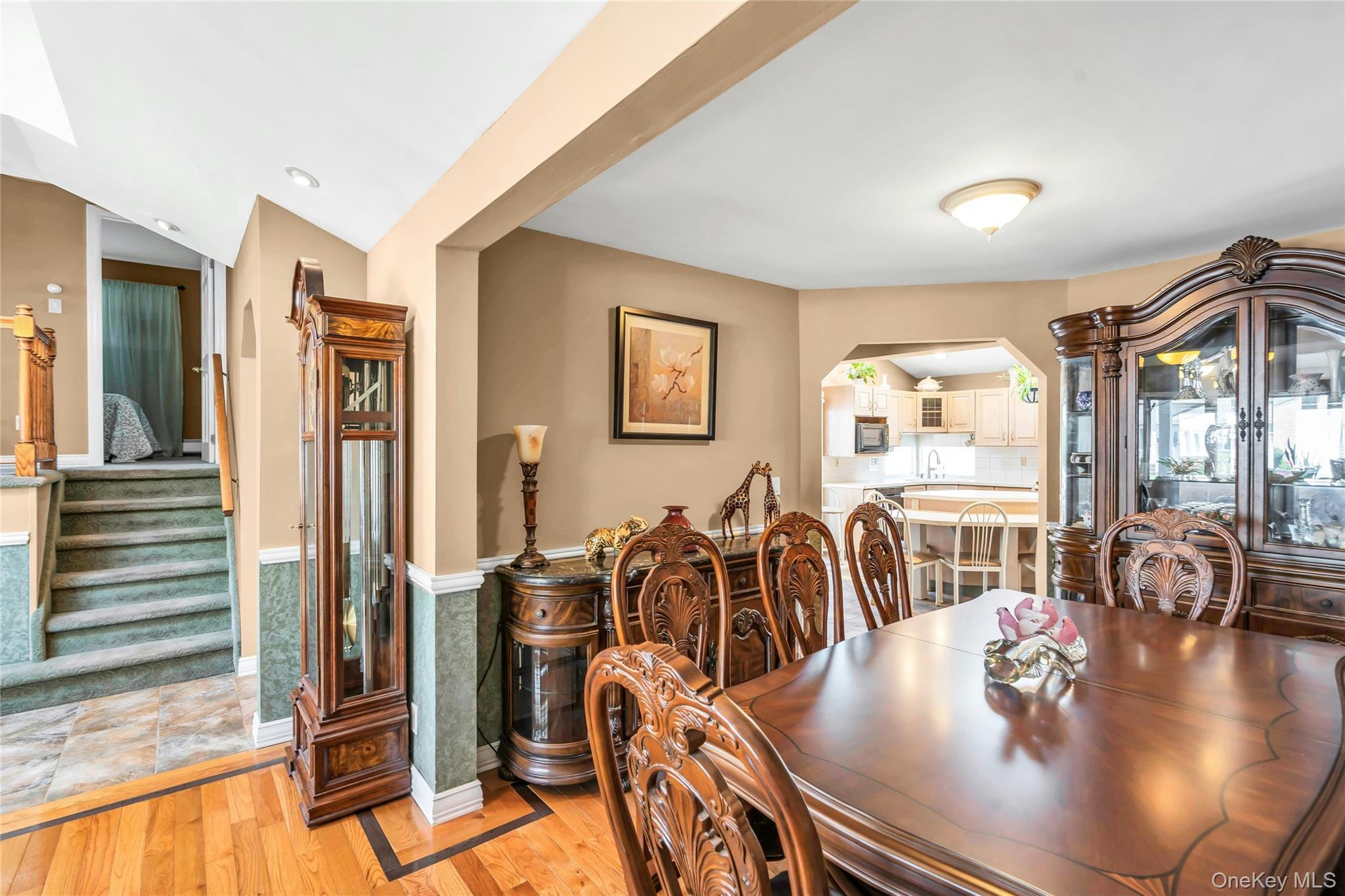 Single Family Peachtree Lane  Nassau County, NY 11801, MLS-990344-6