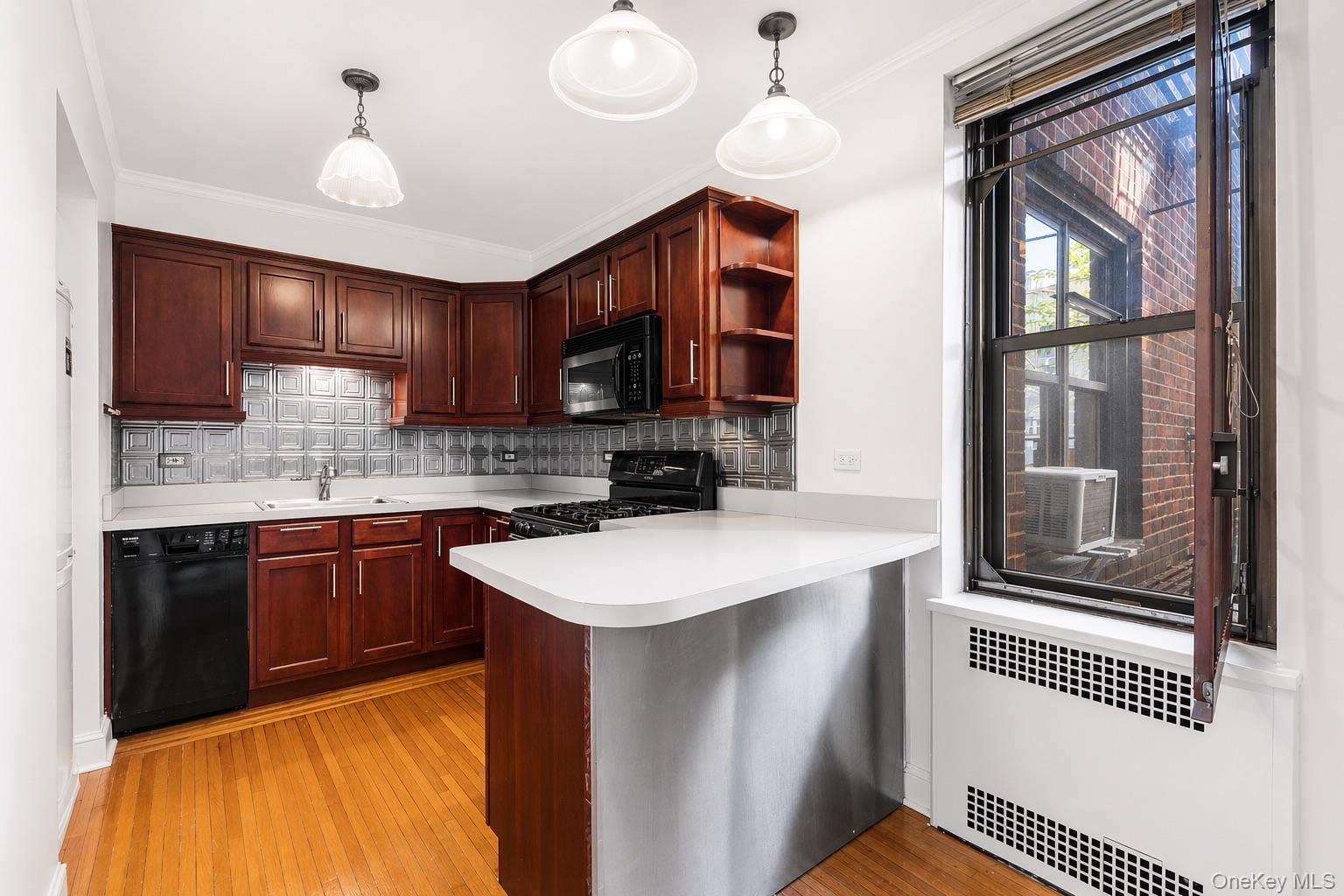 Coop Sixth  Manhattan, NY 10014, MLS-990370-15