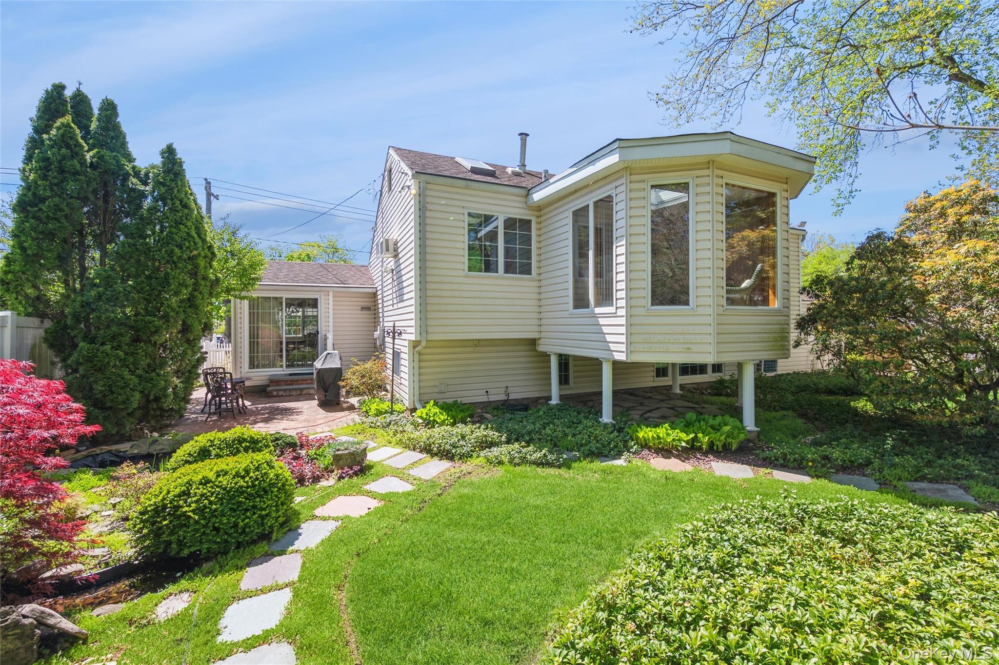 Single Family Wren  Suffolk County, NY 11768, MLS-990377-20