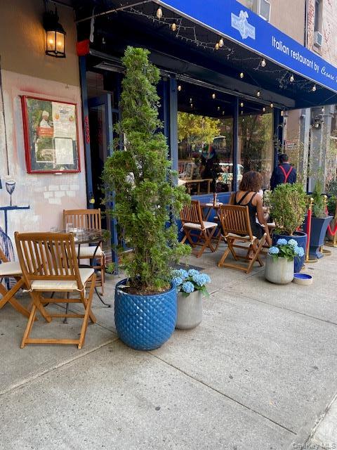 Single Family 47th  Manhattan, NY 10036, MLS-990379-3