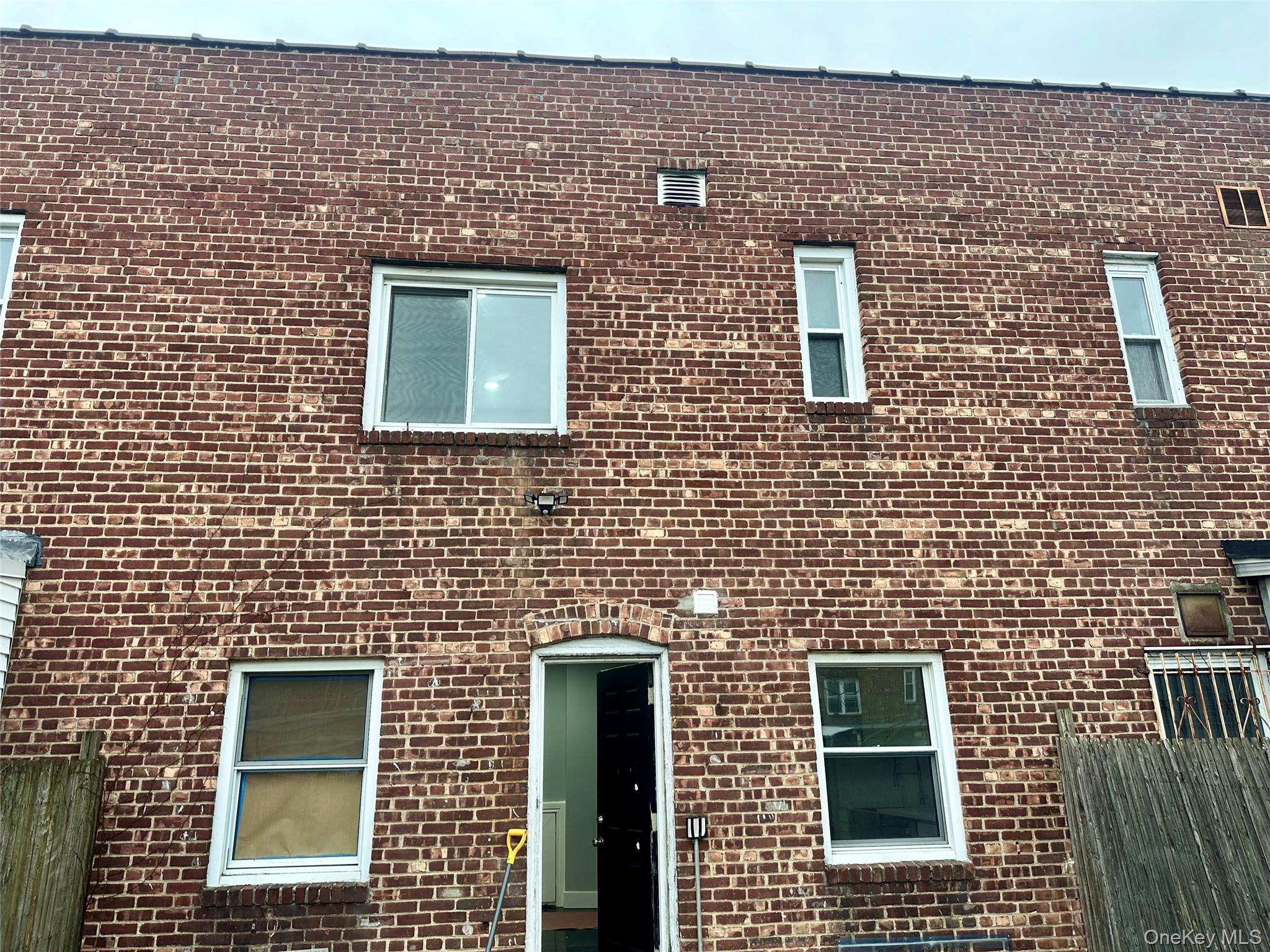 Single Family 187th  Queens, NY 11423, MLS-990382-28