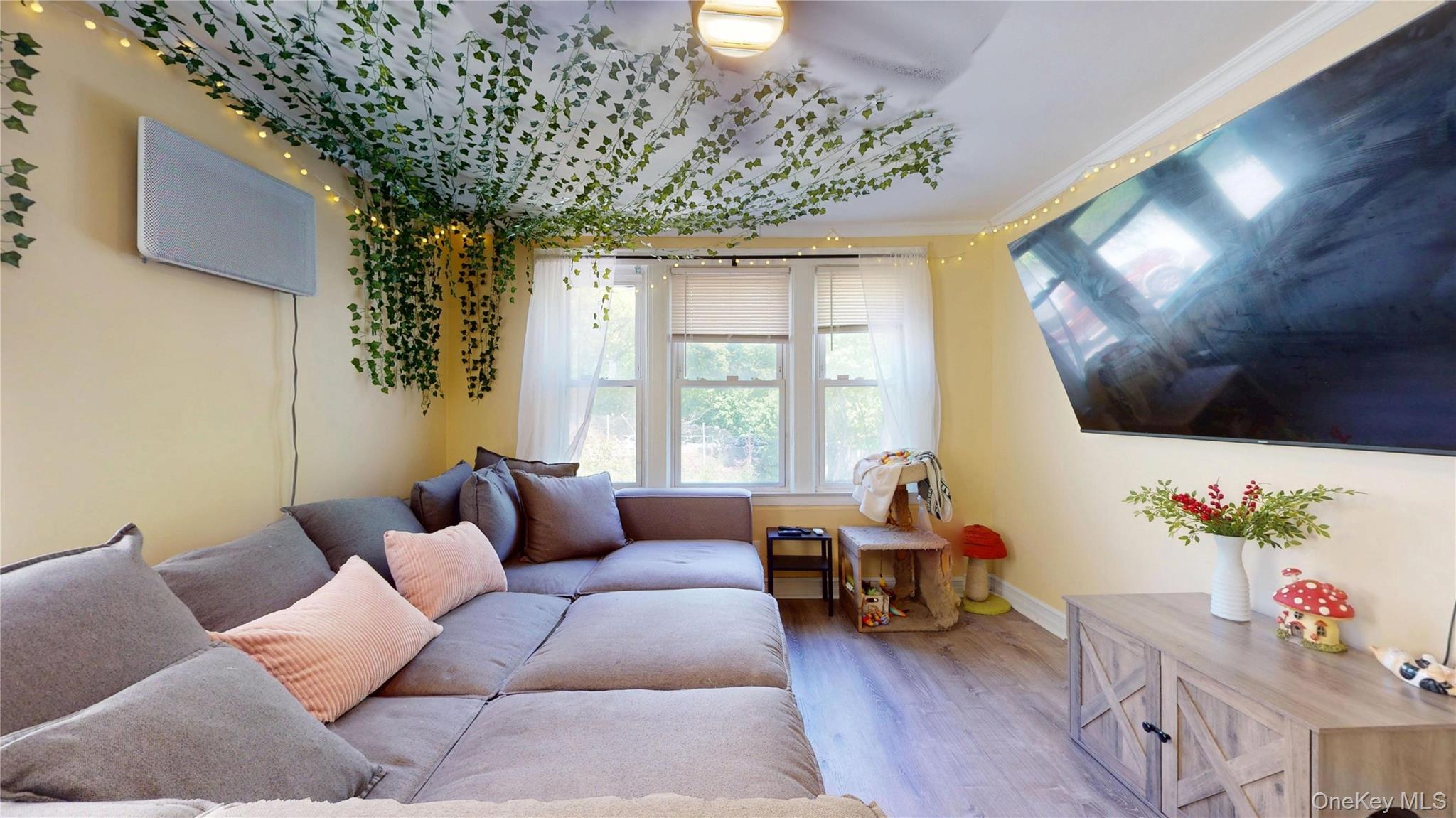 Single Family 82nd  Queens, NY 11385, MLS-990391-14