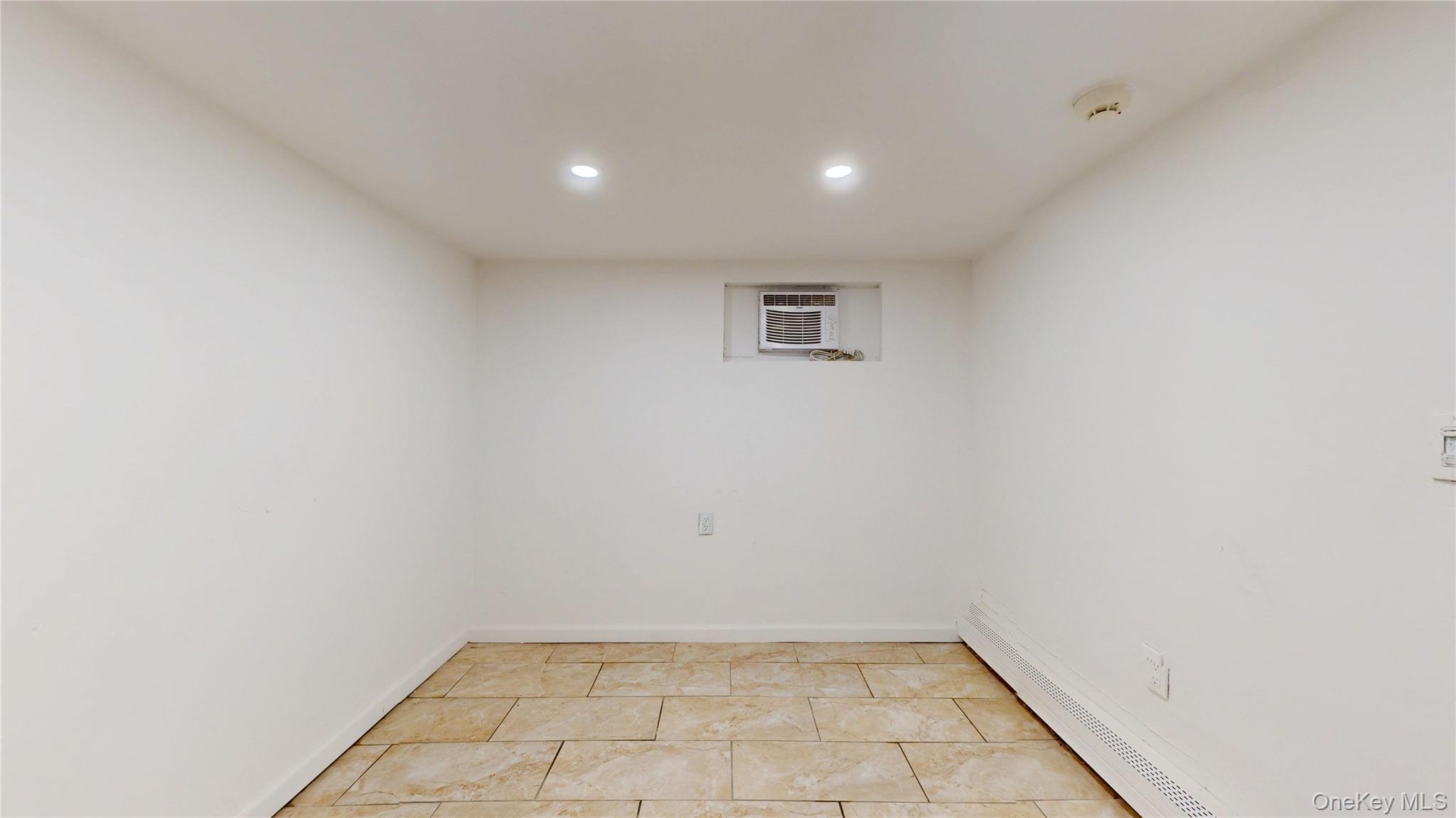 Single Family 82nd  Queens, NY 11385, MLS-990391-18