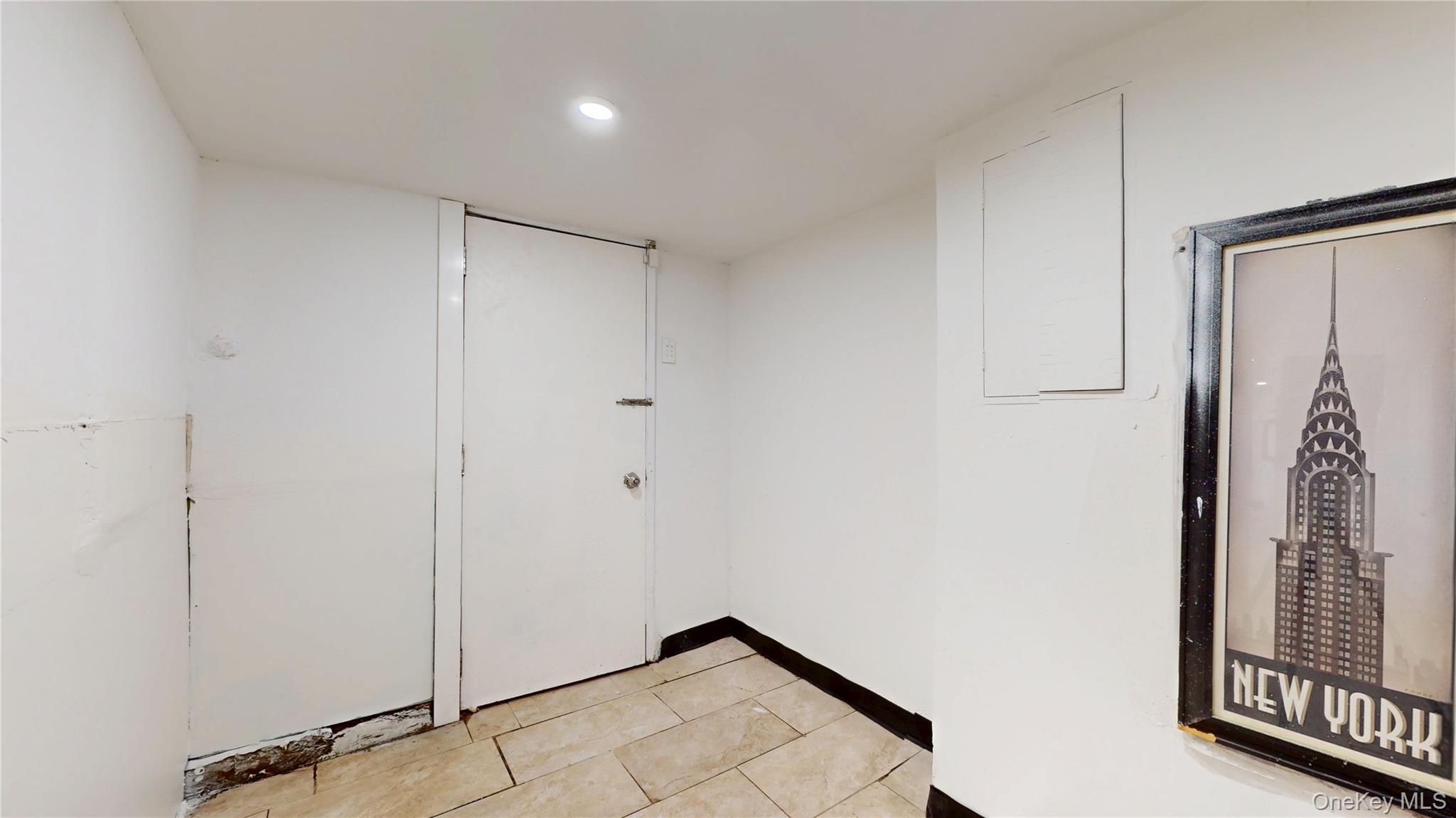 Single Family 82nd  Queens, NY 11385, MLS-990391-21