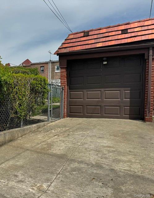 Single Family 141st  Queens, NY 11413, MLS-990398-21