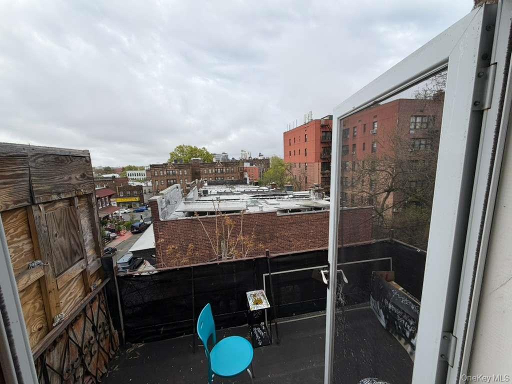 Single Family Sunnyside  Brooklyn, NY 11207, MLS-990412-20
