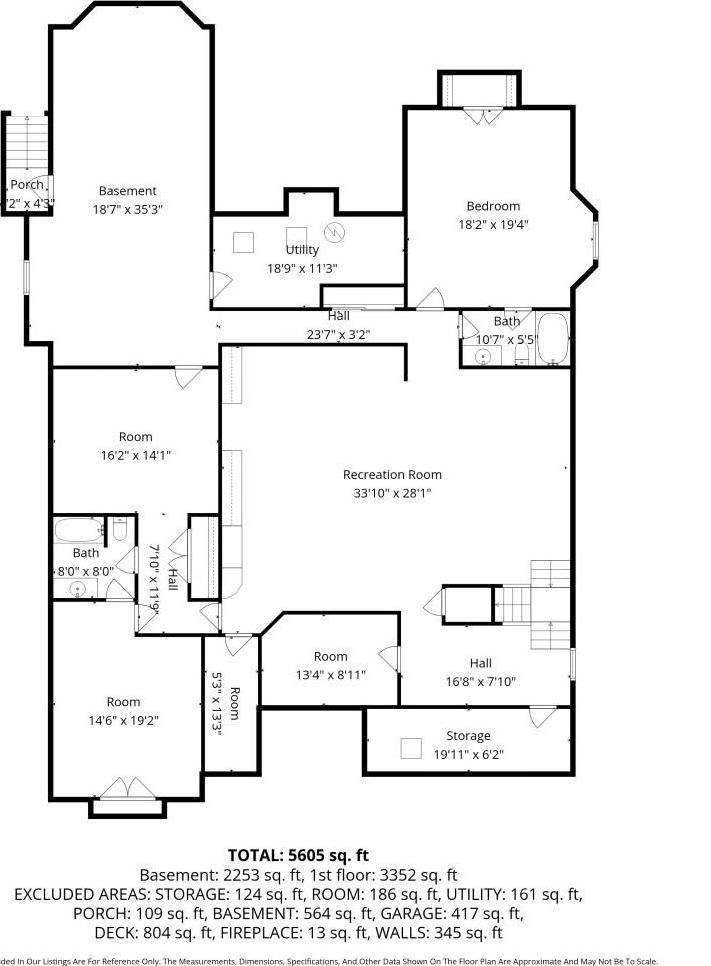 Single Family Evergreen Circle  Nassau County, NY 11030, MLS-990416-41
