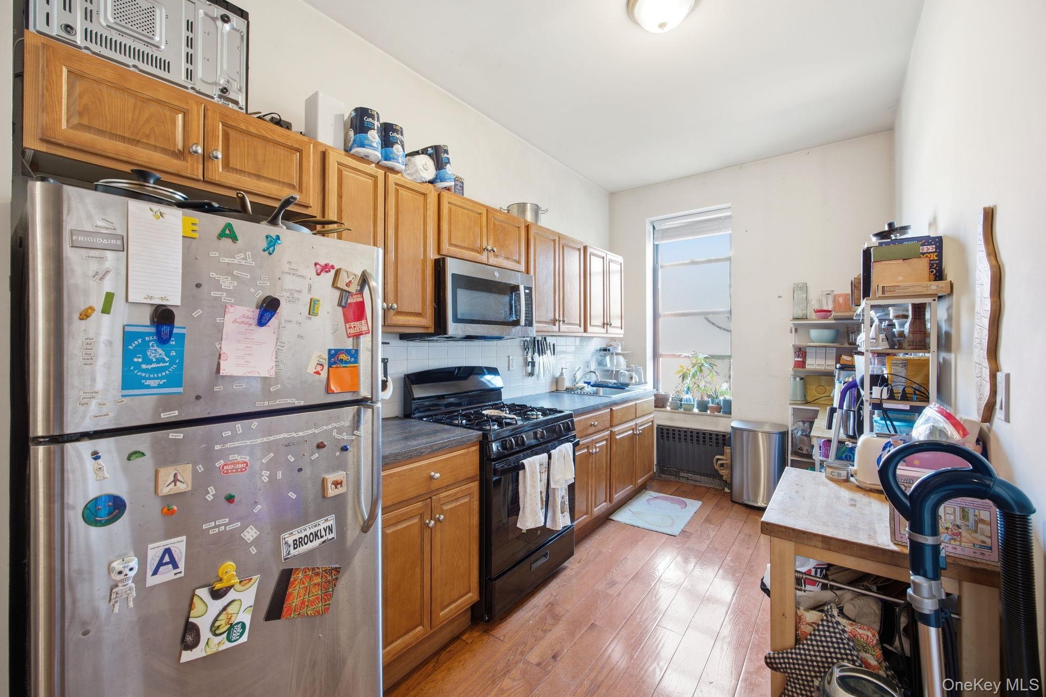 Single Family Grand  Brooklyn, NY 11211, MLS-990423-20