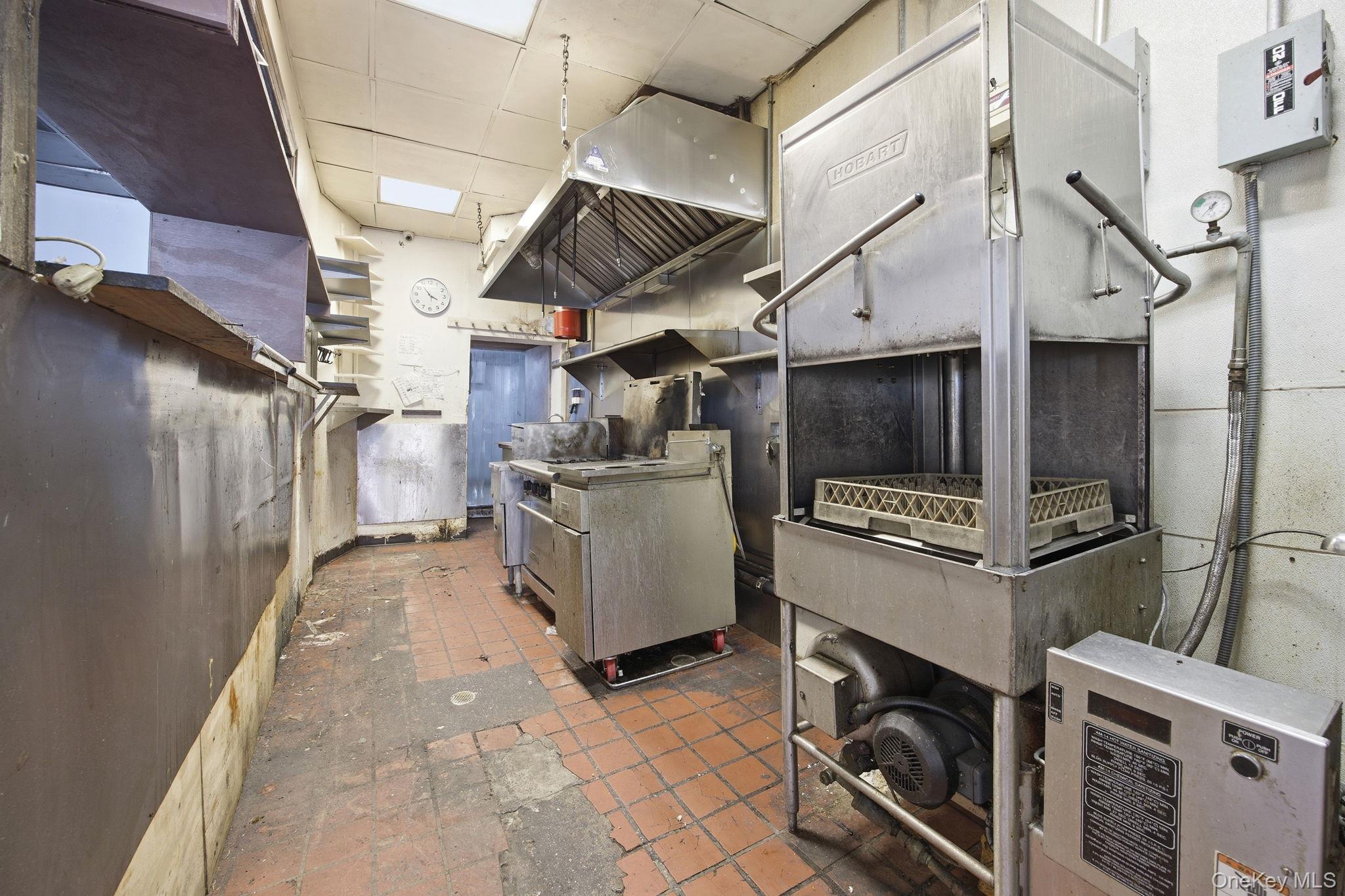 Single Family Grand  Brooklyn, NY 11211, MLS-990423-32