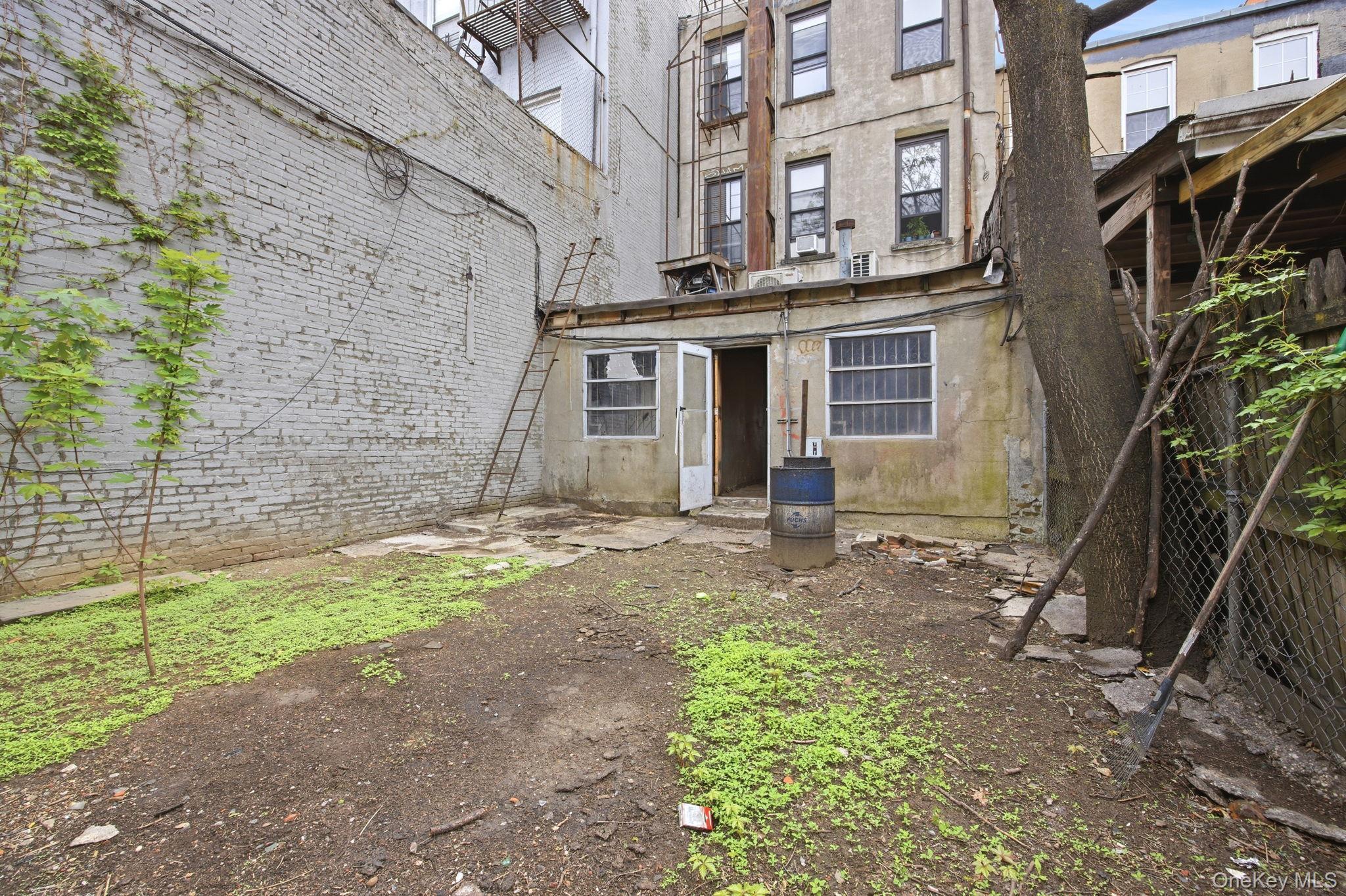 Single Family Grand  Brooklyn, NY 11211, MLS-990423-35