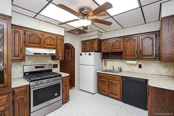 Single Family 79th  Queens, NY 11385, MLS-990444-16
