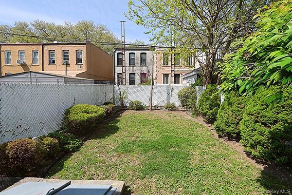 Single Family 79th  Queens, NY 11385, MLS-990444-28