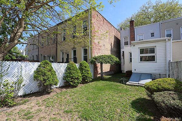 Single Family 79th  Queens, NY 11385, MLS-990444-32