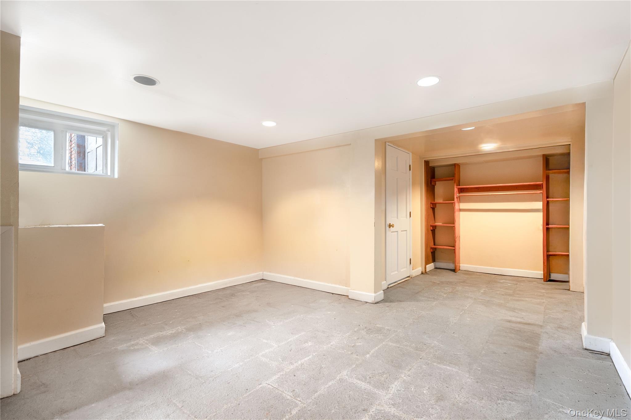 Single Family Wescott  Staten Island, NY 10314, MLS-990450-9