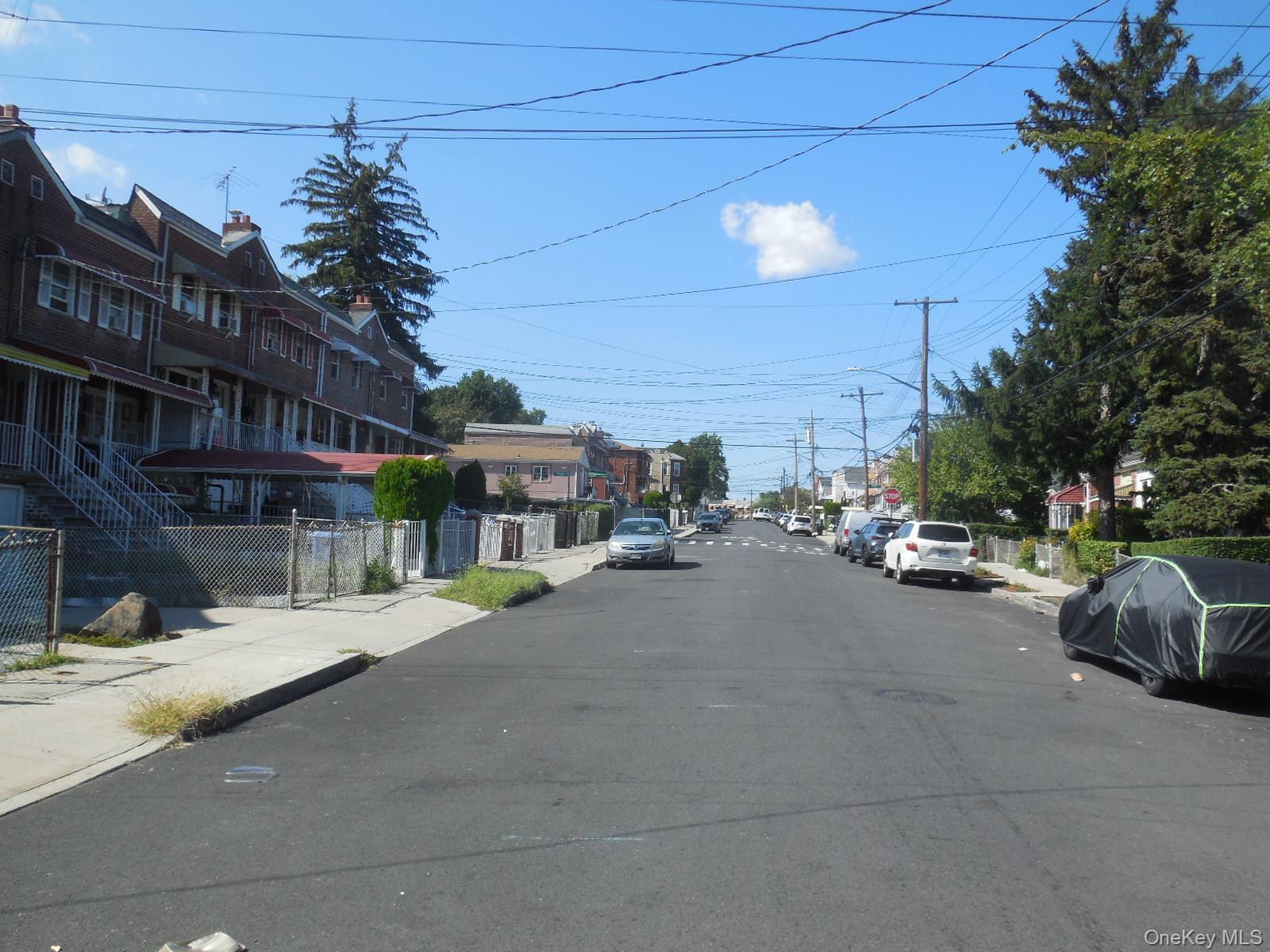 Single Family Gunther  Bronx, NY 10469, MLS-990456-6