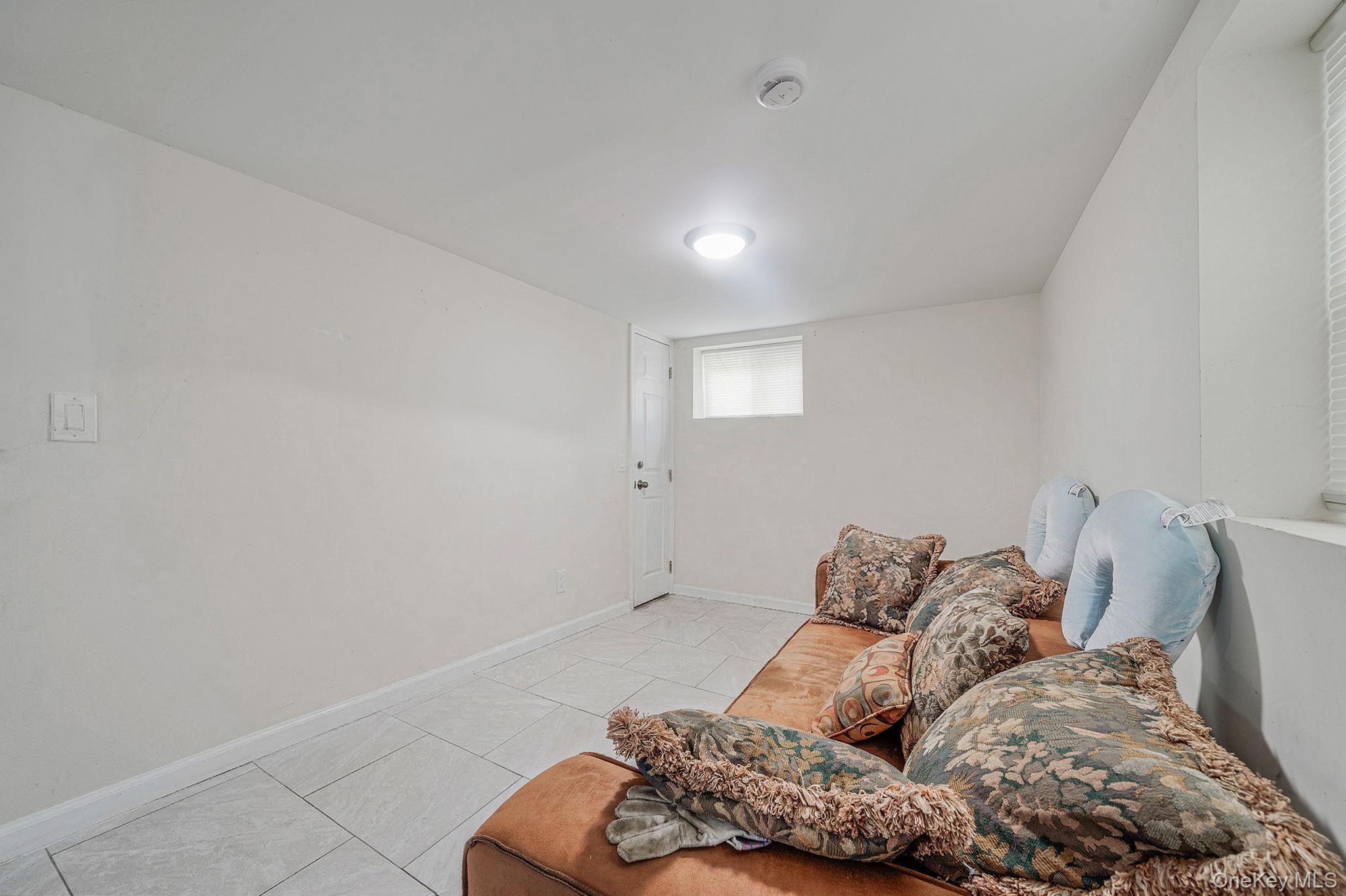 Single Family Beech  Suffolk County, NY 11722, MLS-990467-25