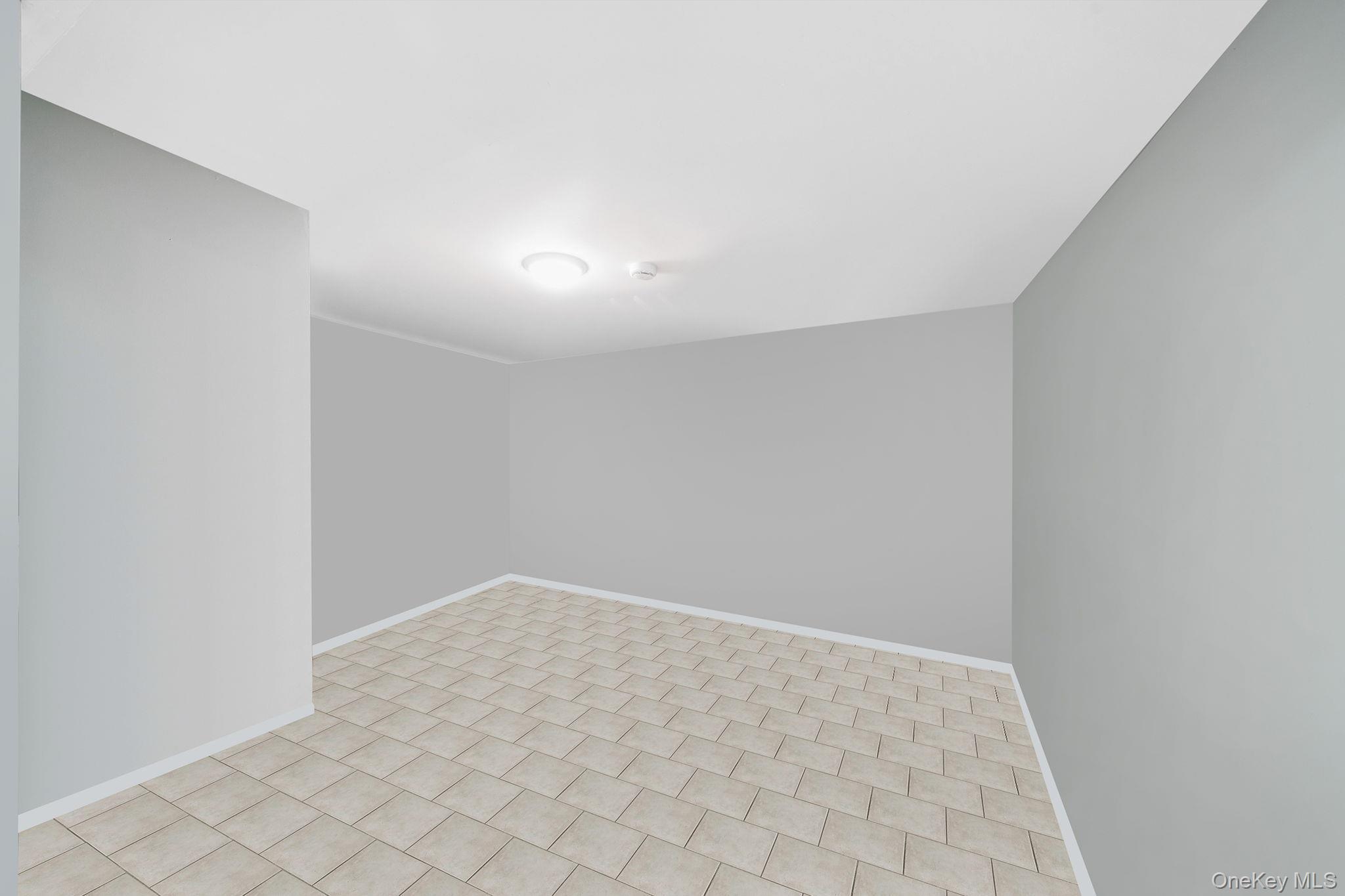 Single Family Beech  Suffolk County, NY 11722, MLS-990467-29