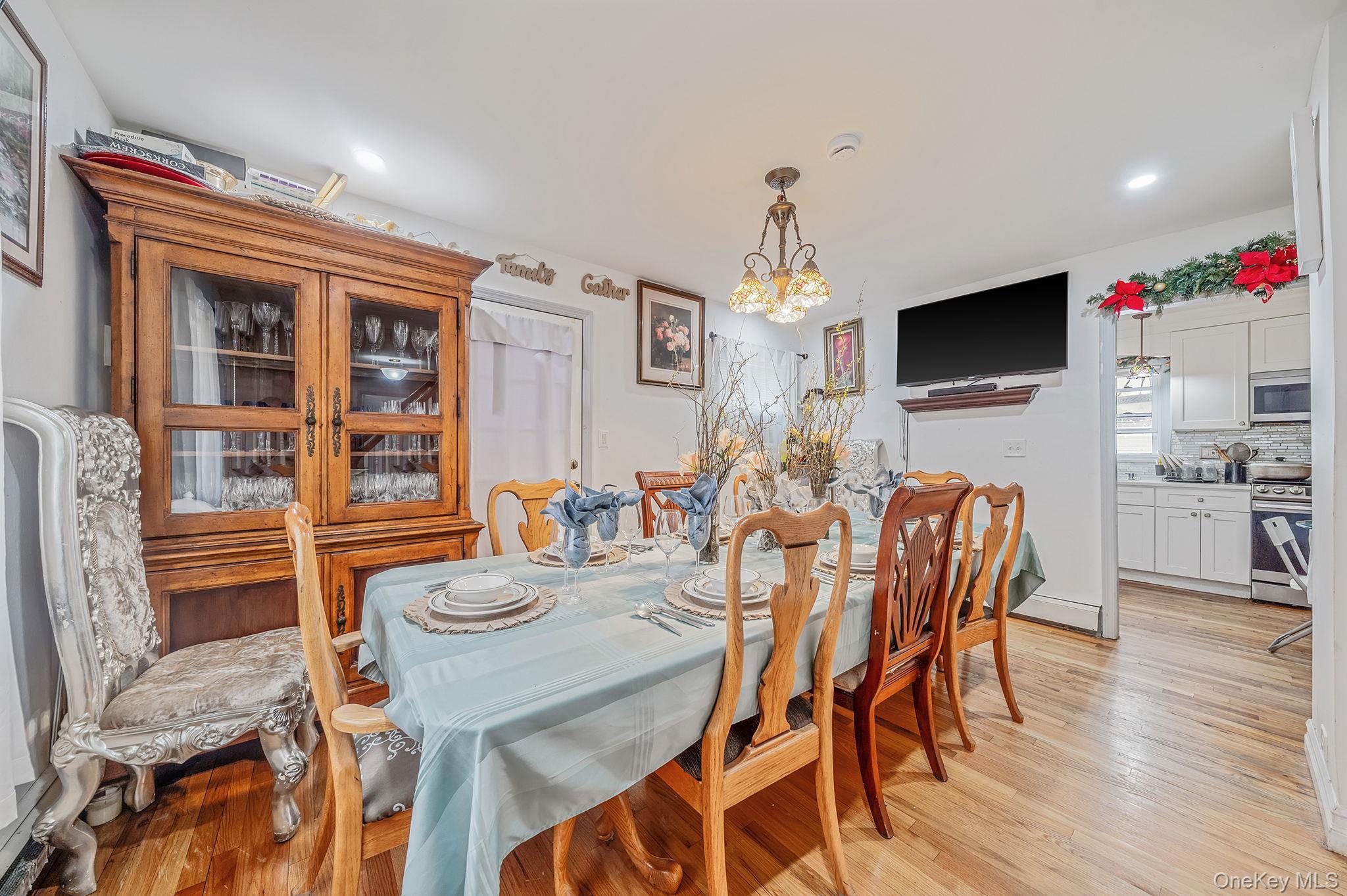 Single Family Beech  Suffolk County, NY 11722, MLS-990467-7
