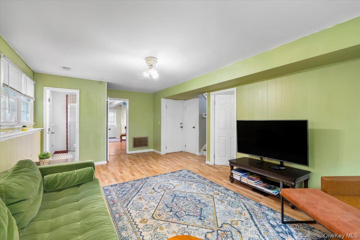 Single Family Bristol  Rockland County, NY 10956, MLS-990479-28