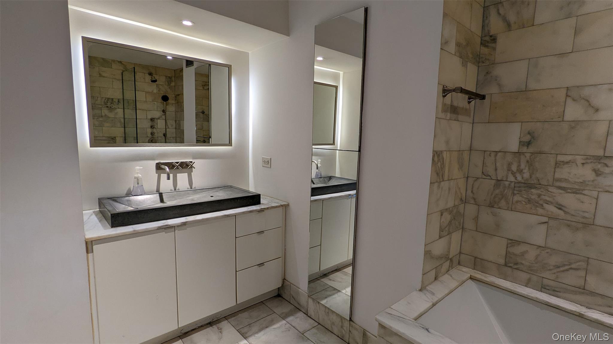 Apartment W 57  Manhattan, NY 10019, MLS-990491-7