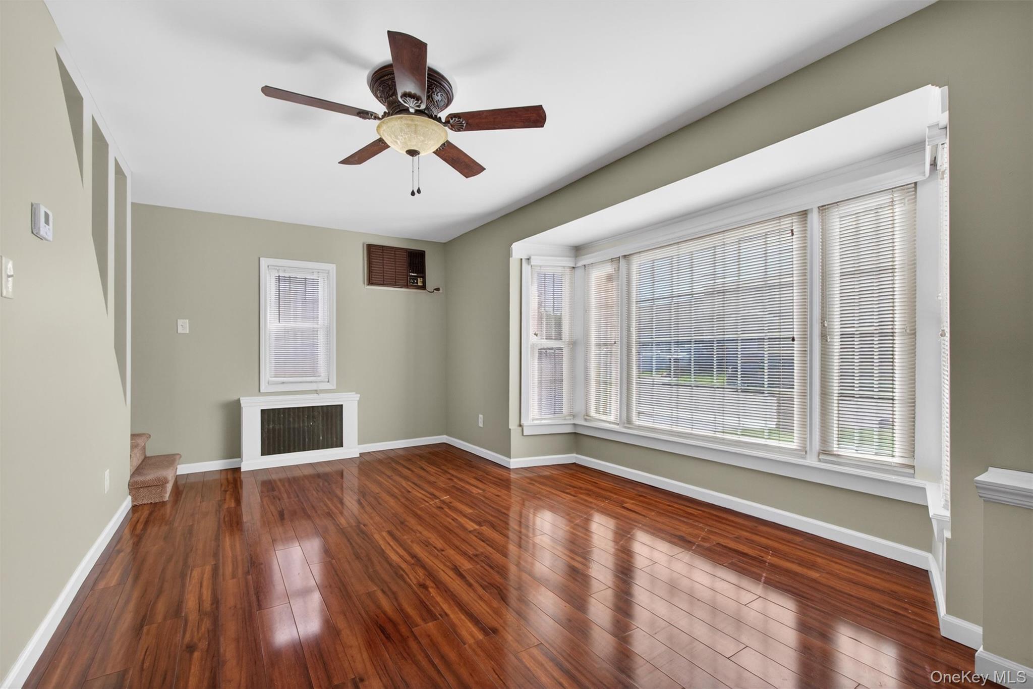 Single Family Forest Nassau County, NY 11758, MLS-990494-22