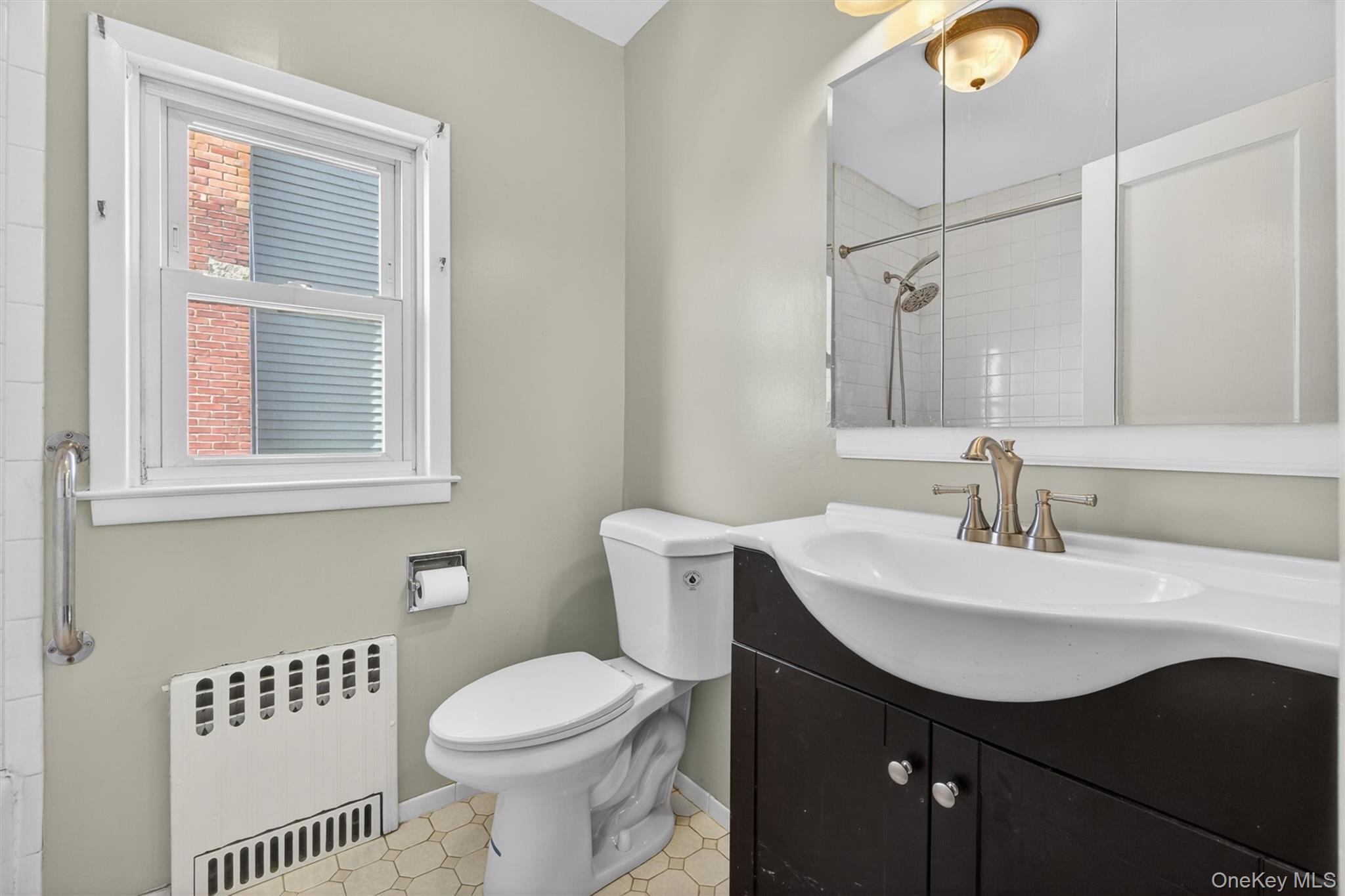 Single Family Forest Nassau County, NY 11758, MLS-990494-31