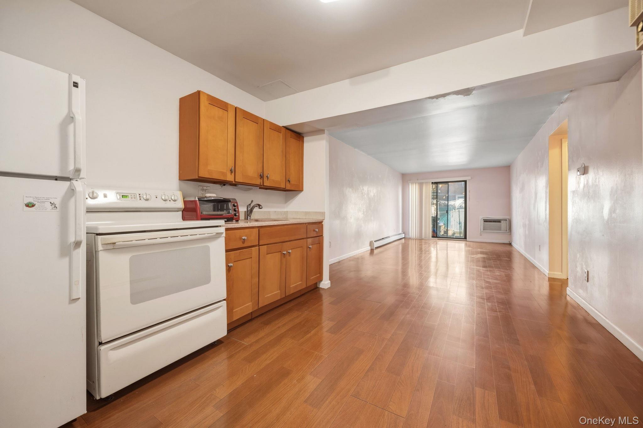 Single Family 69 Avenue Queens, NY 11362, MLS-990502-28