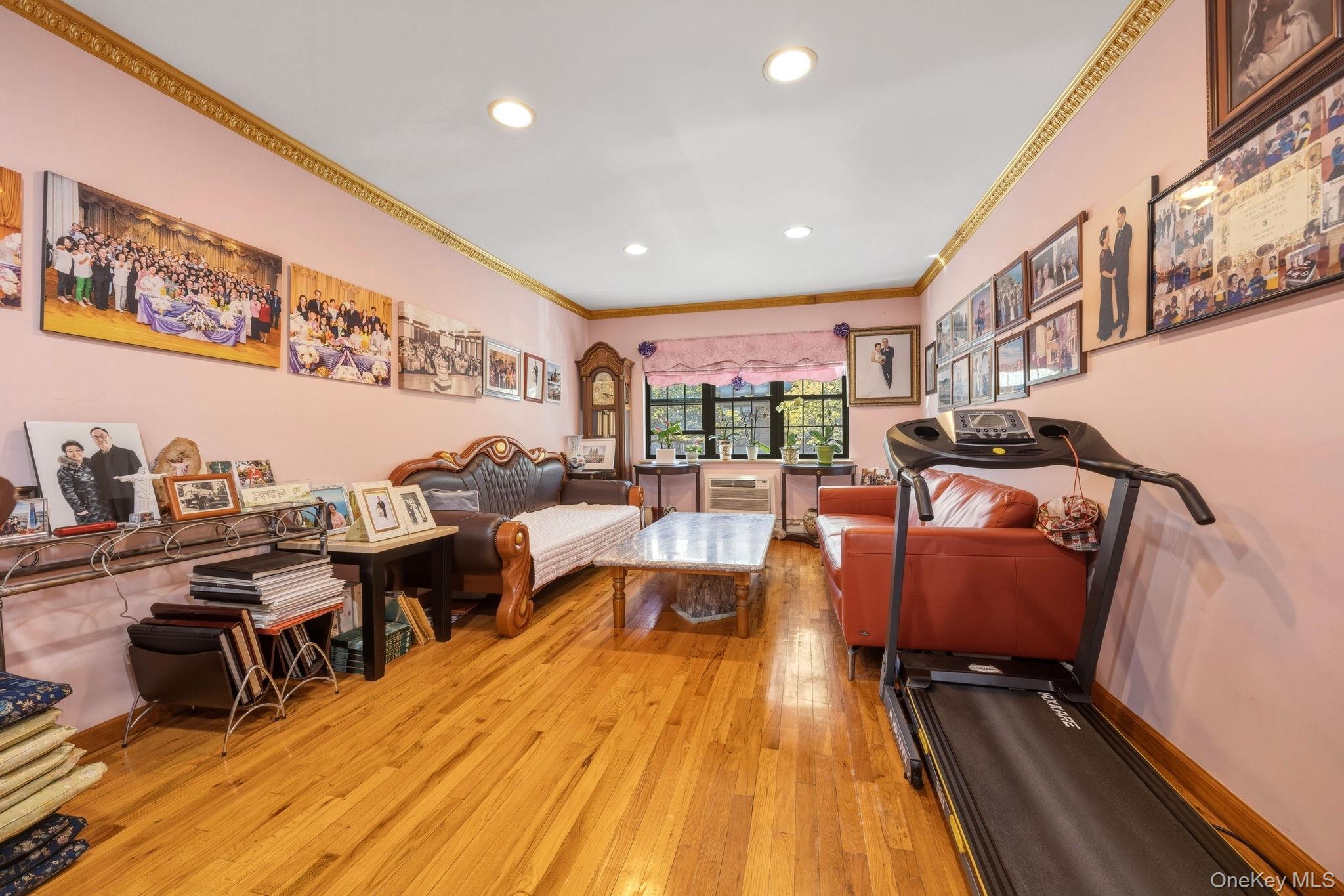 Single Family 69 Avenue Queens, NY 11362, MLS-990502-5