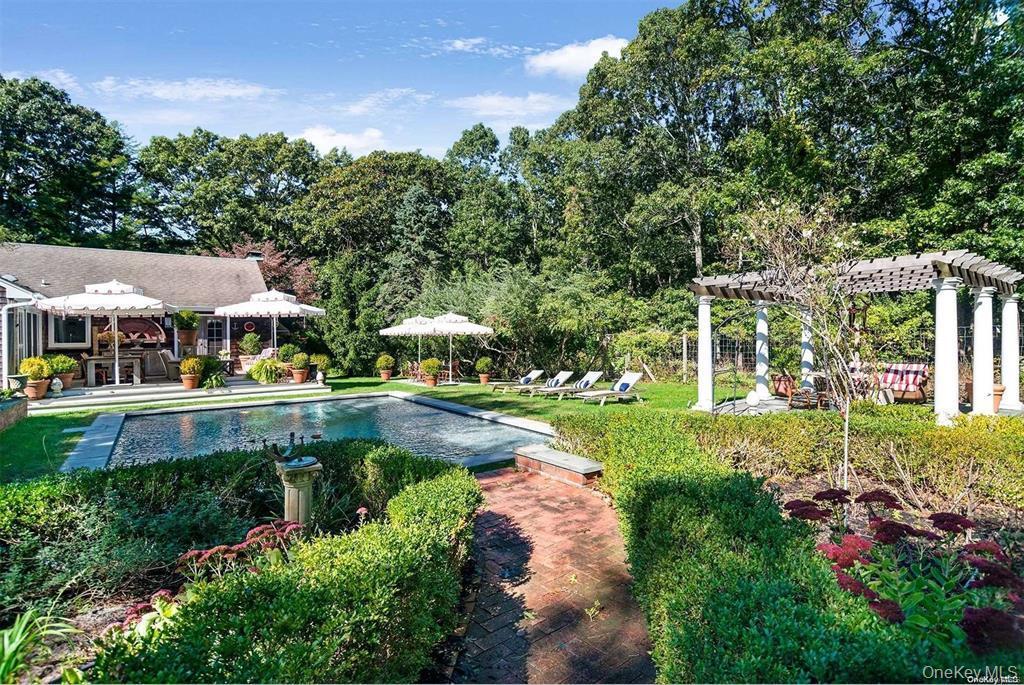 Single Family Straight Path  Suffolk County, NY 11968, MLS-990507-3